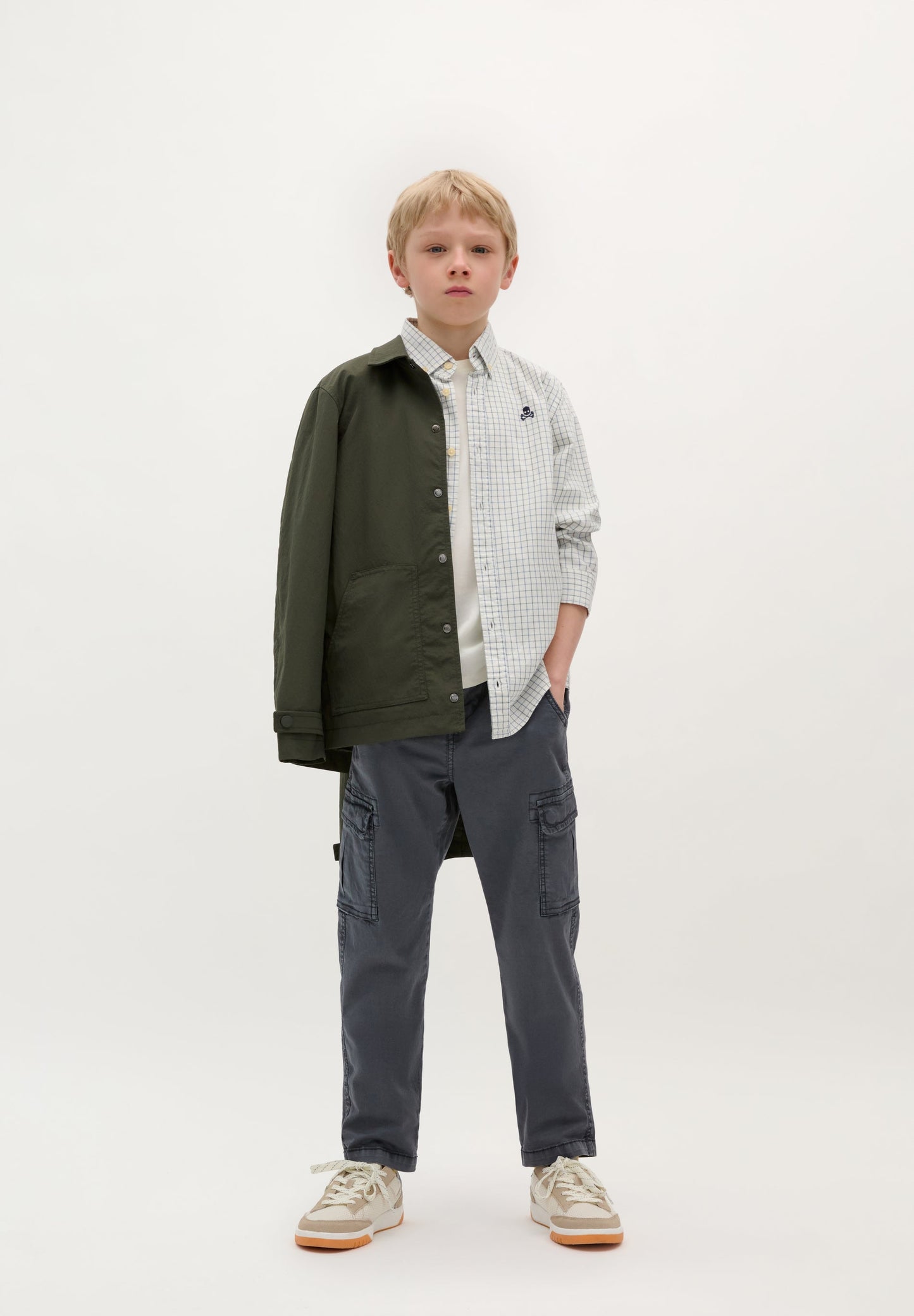 CHECK SHIRT WITH A BUTTON-DOWN COLLAR
