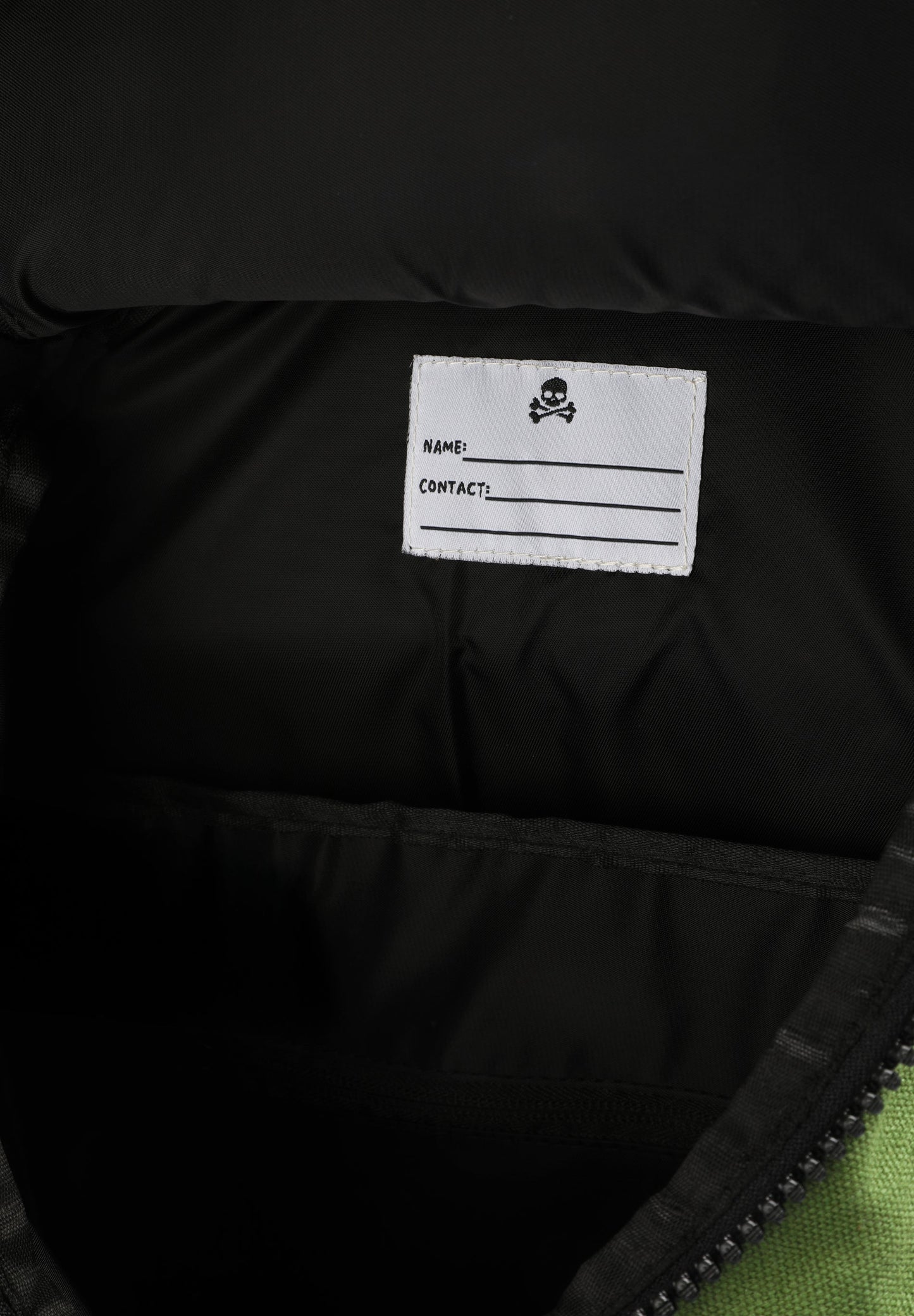 ADVENTURE BACKPACK POCKETS