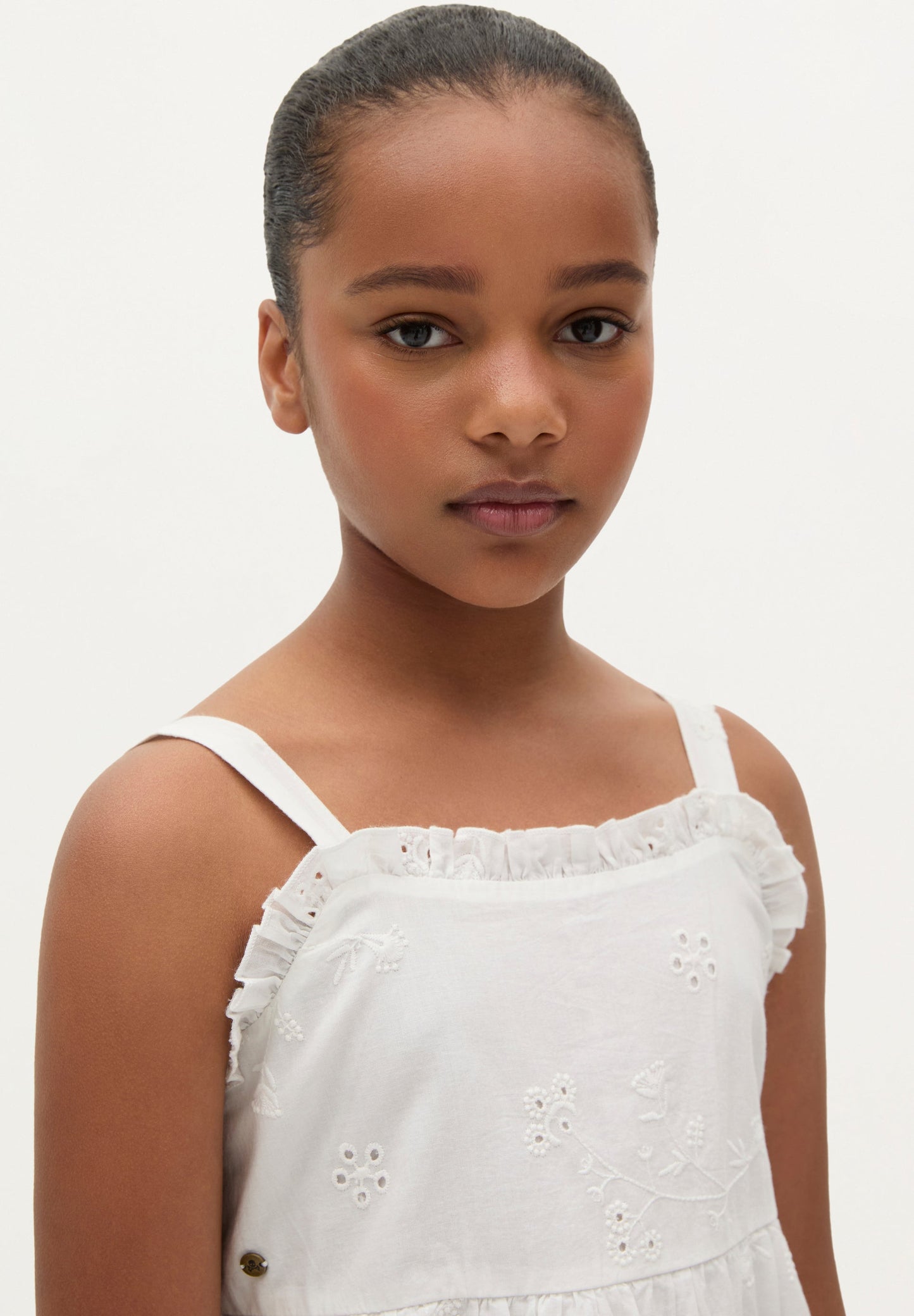 ROBE BRODÉE FLEURS