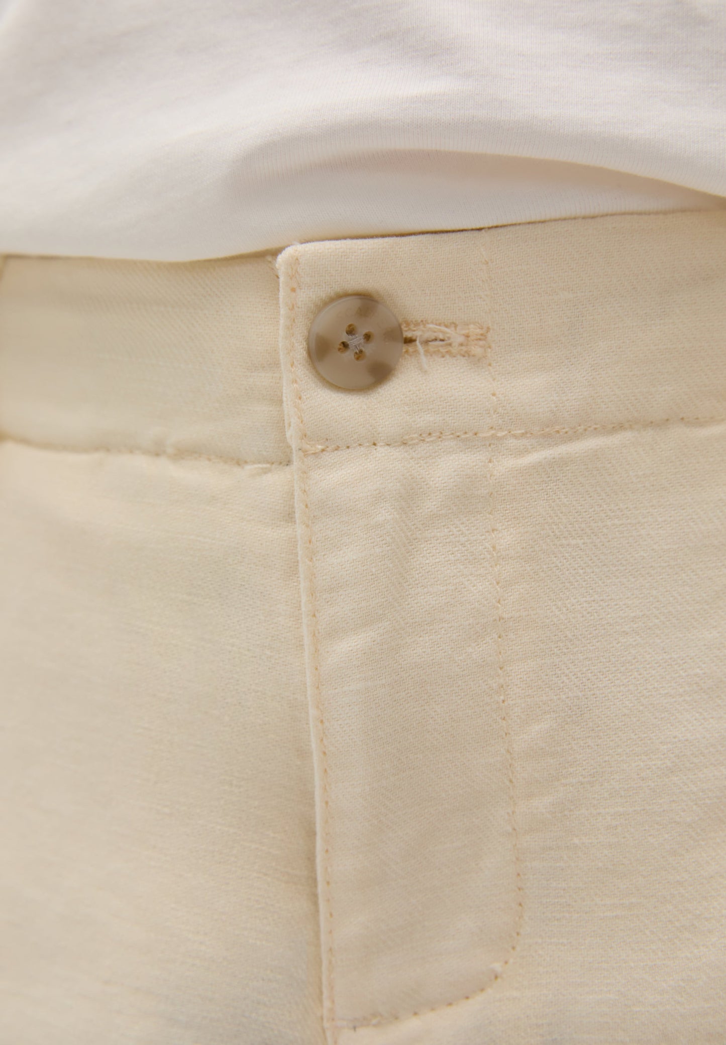 LINEN BERMUDA SHORTS