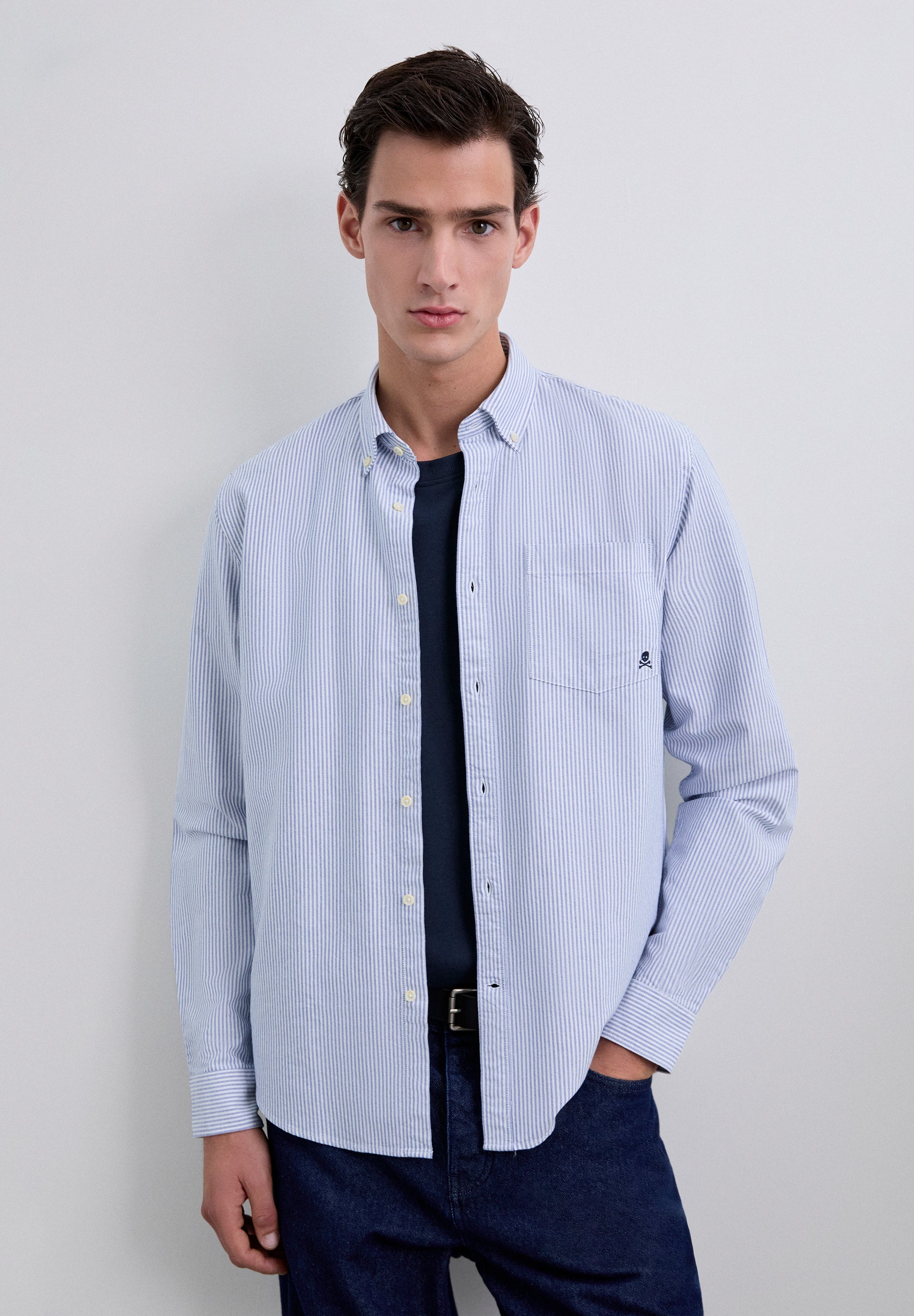 HEMD MIT BUTTON-DOWN-KRAGEN UND TOTENKOPF