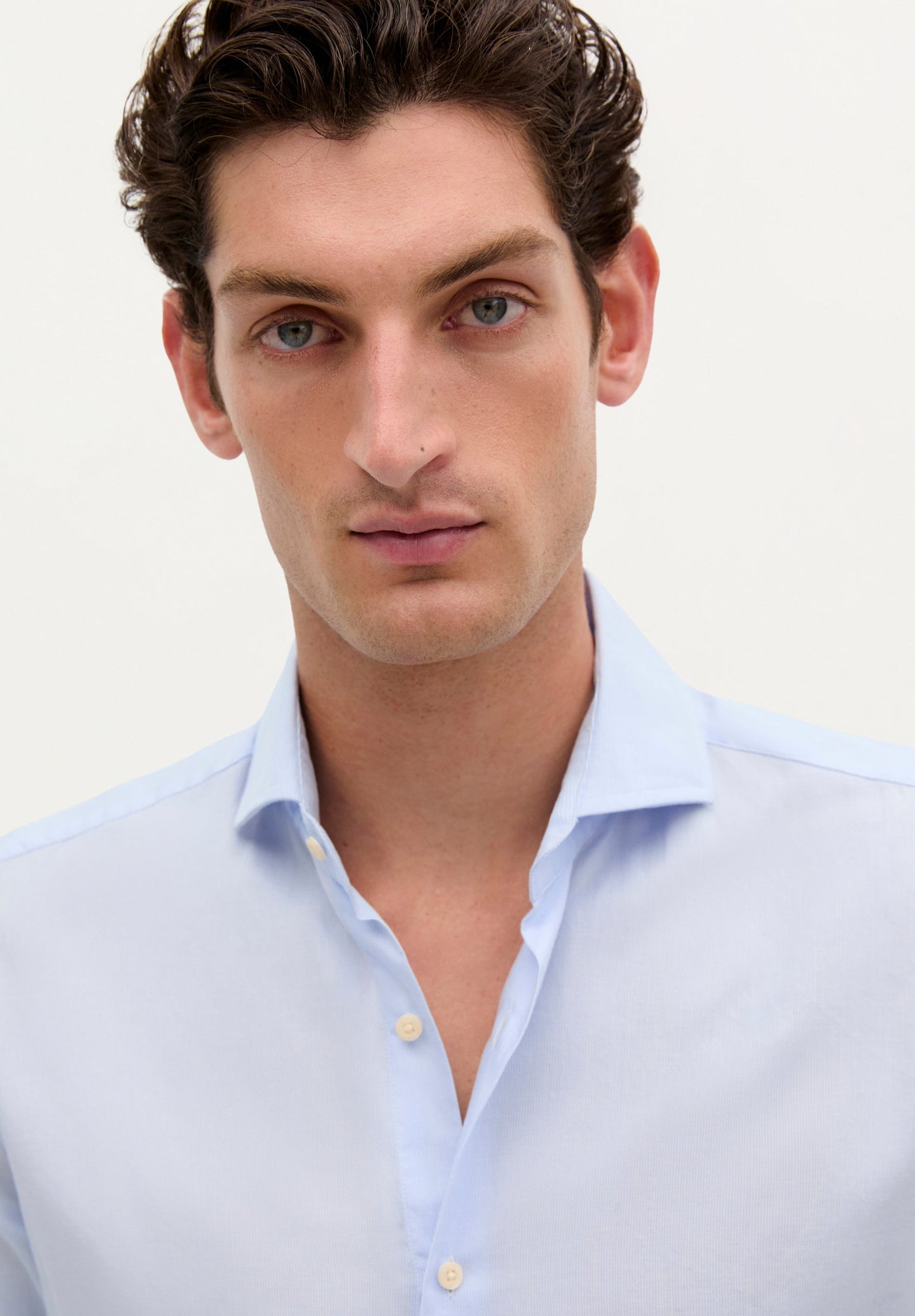 CLASSIC STRIPED SHIRT
