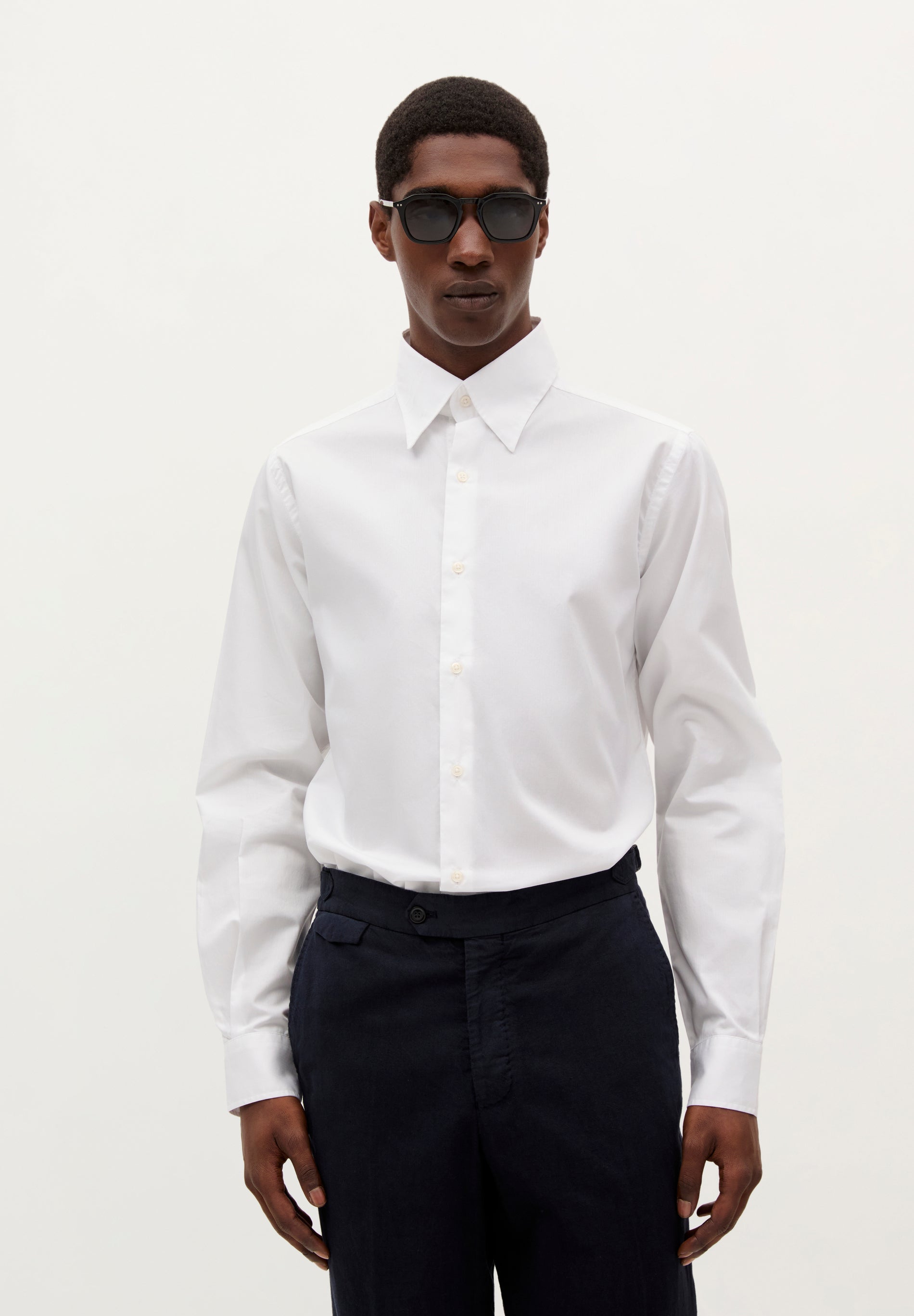 CLASSIC DRESS SHIRT