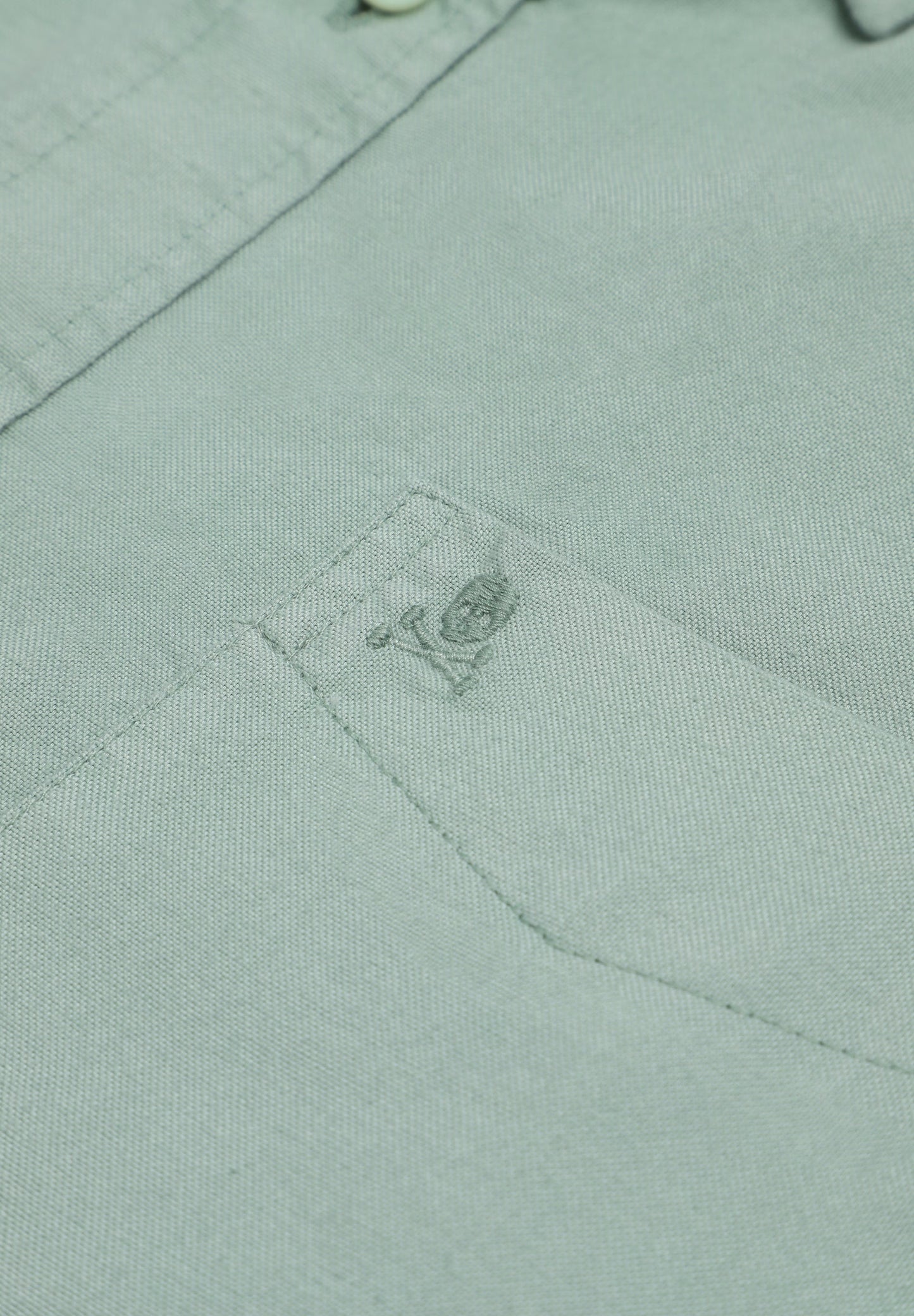 BUTTON COLLAR SKULL SHIRT