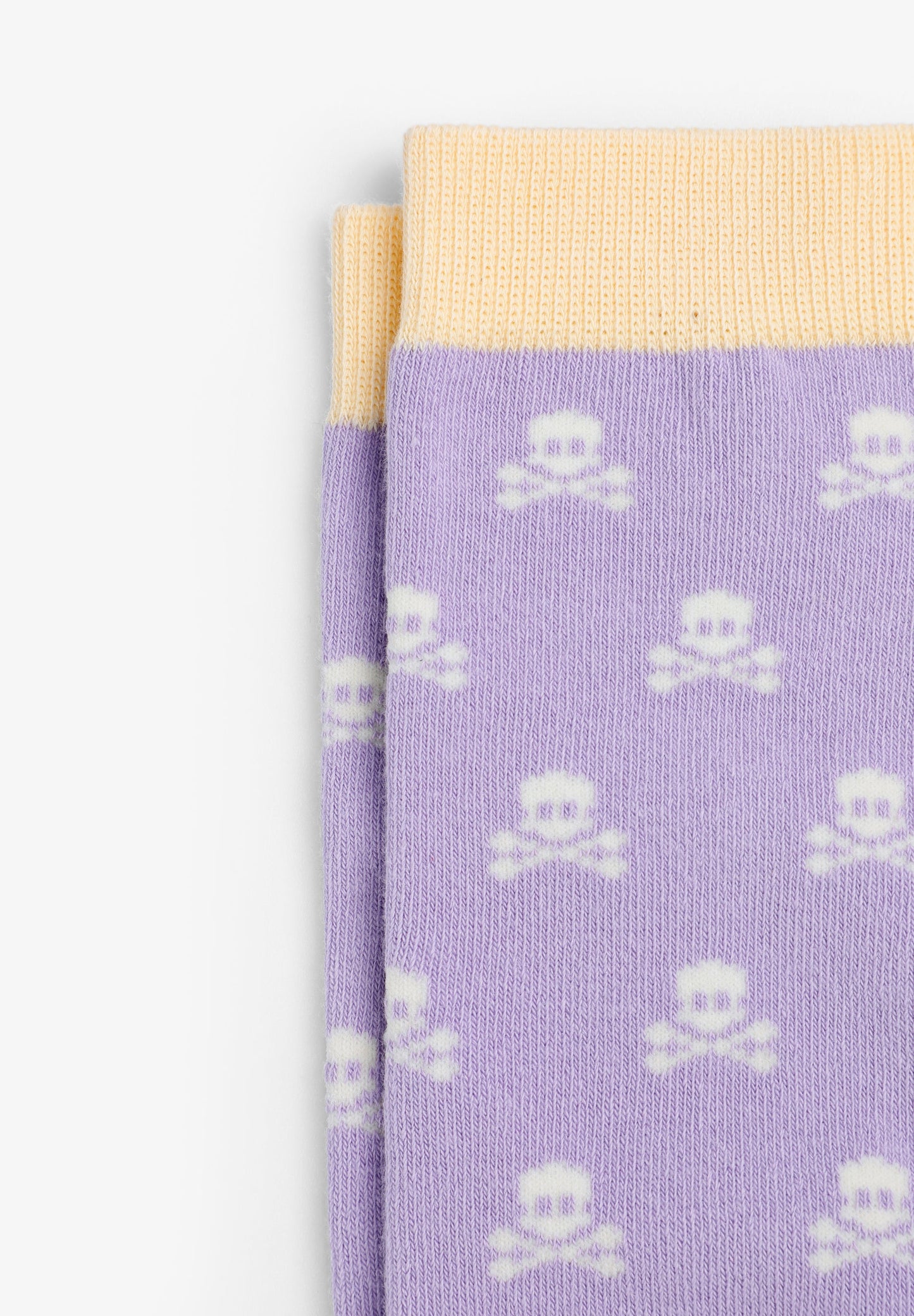 LONG SKULL SOCKS