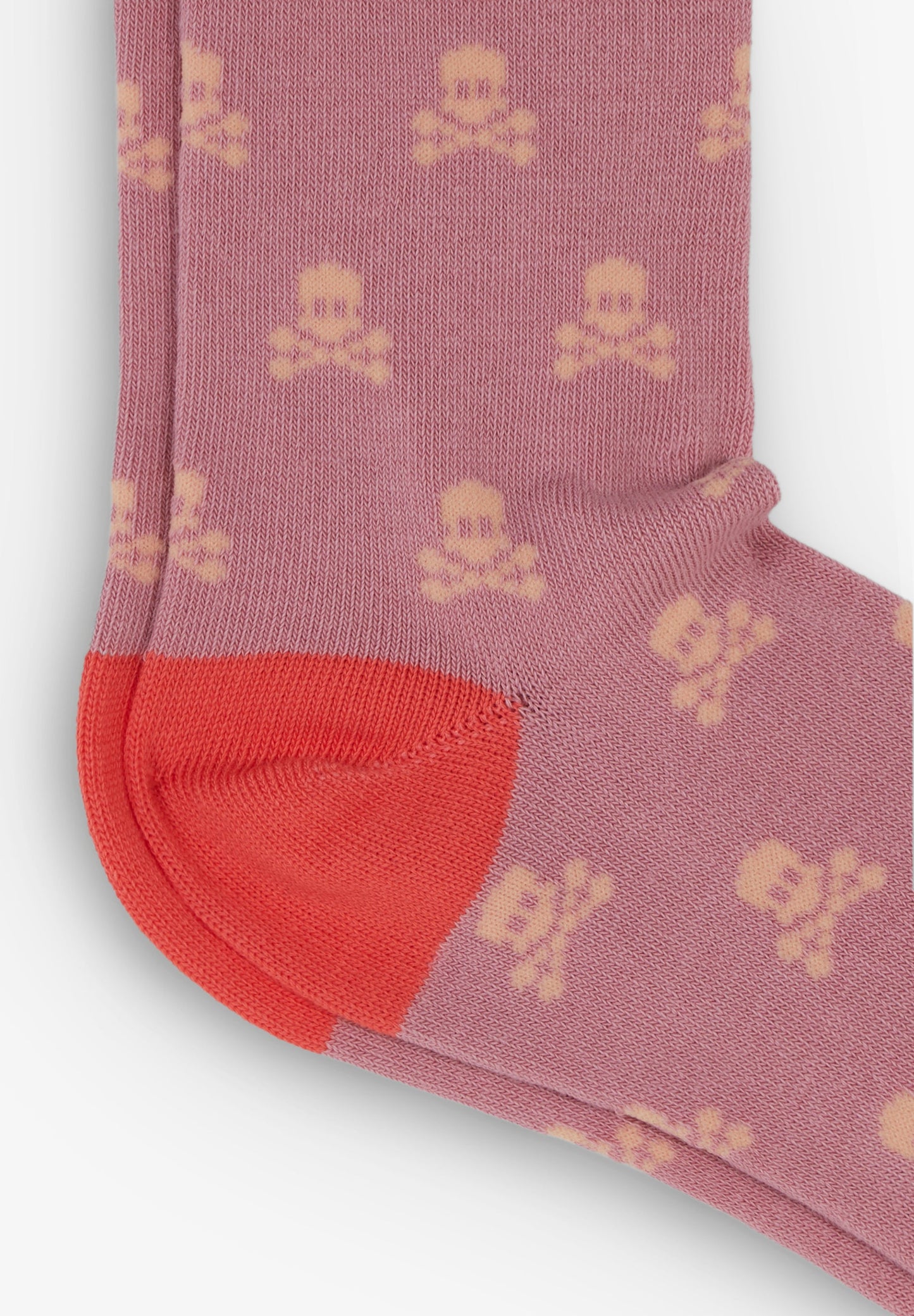 LONG SKULL SOCKS