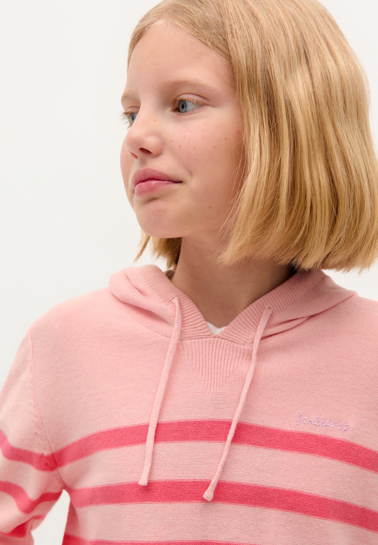 STRIPED KNIT HOODIE