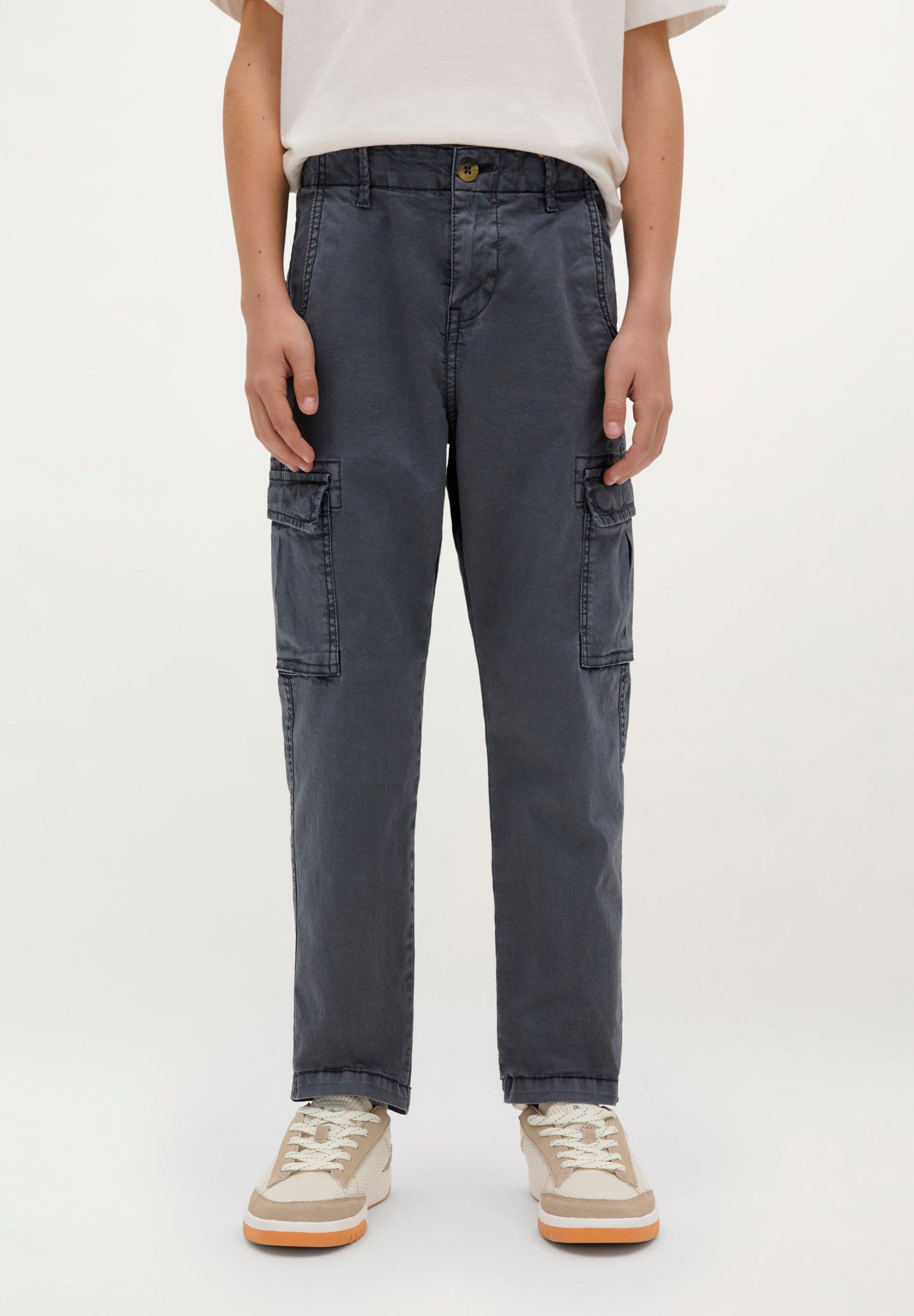 CARGO TROUSERS