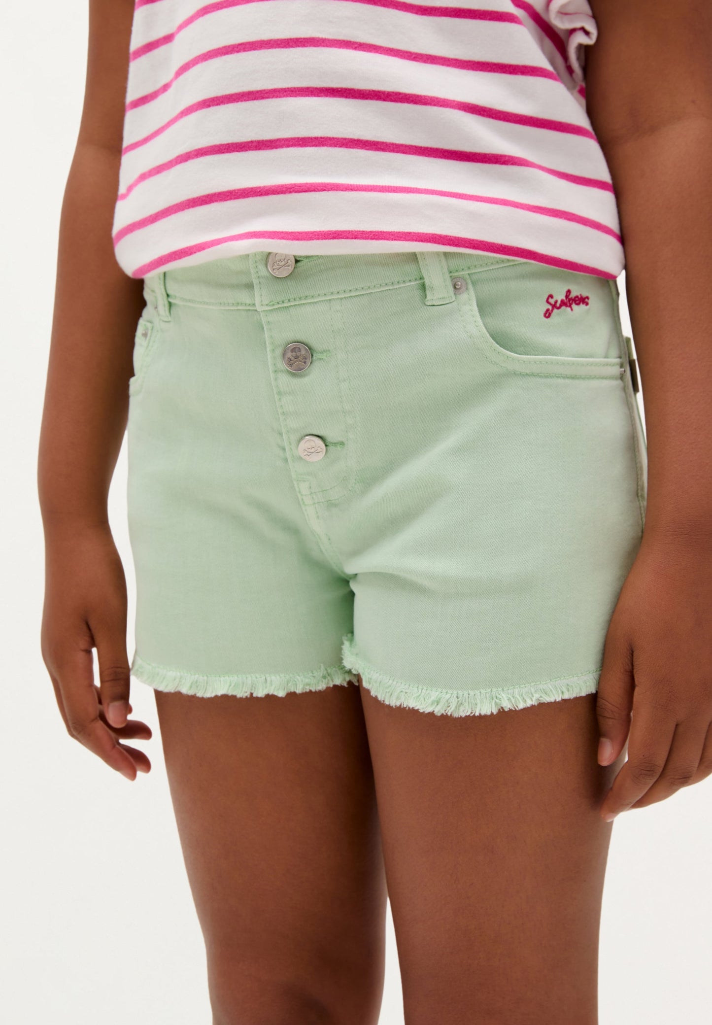 BERMUDA SHORTS WITH FLOWER EMBROIDERY