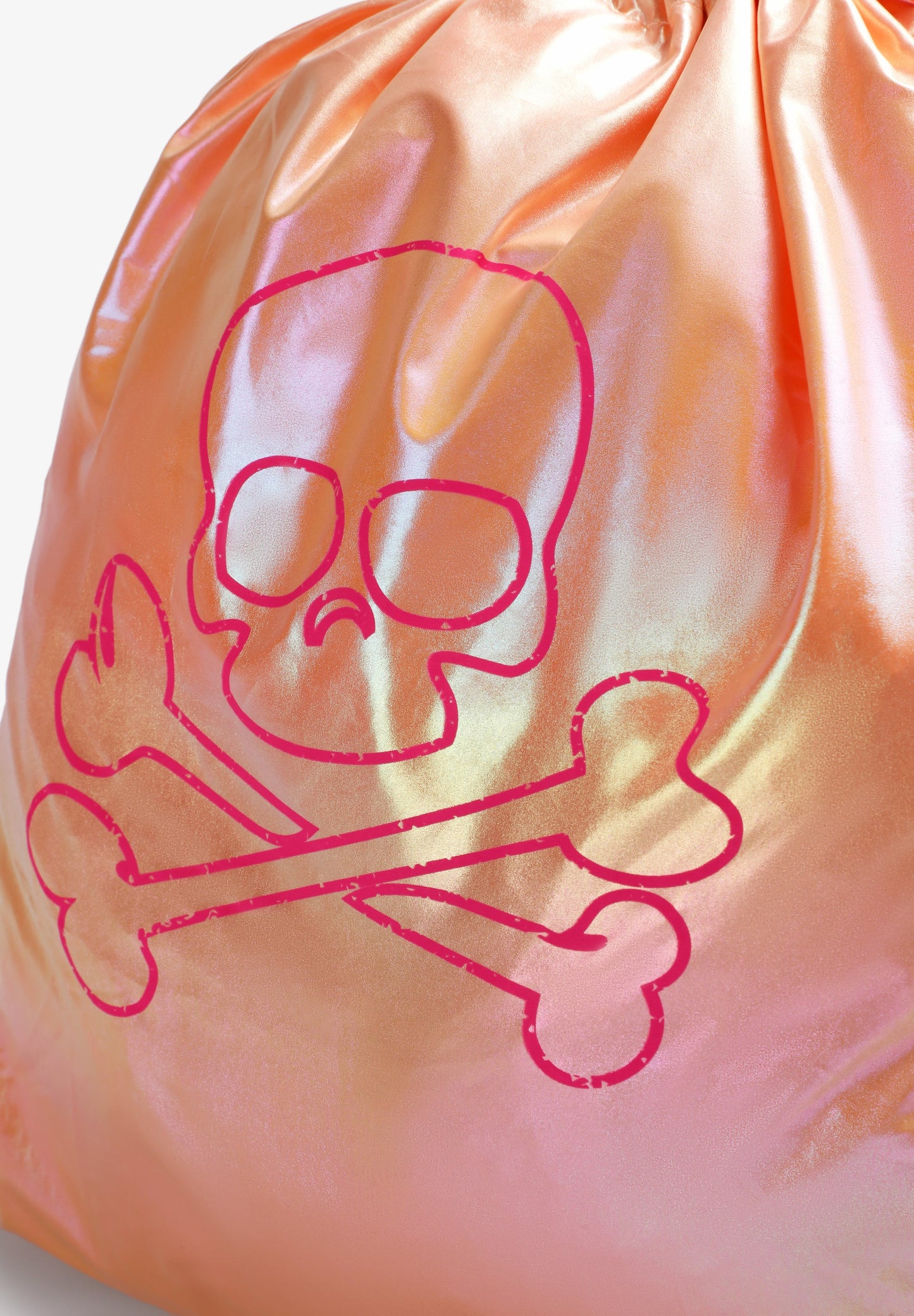 METALLIC BUCKET BAG
