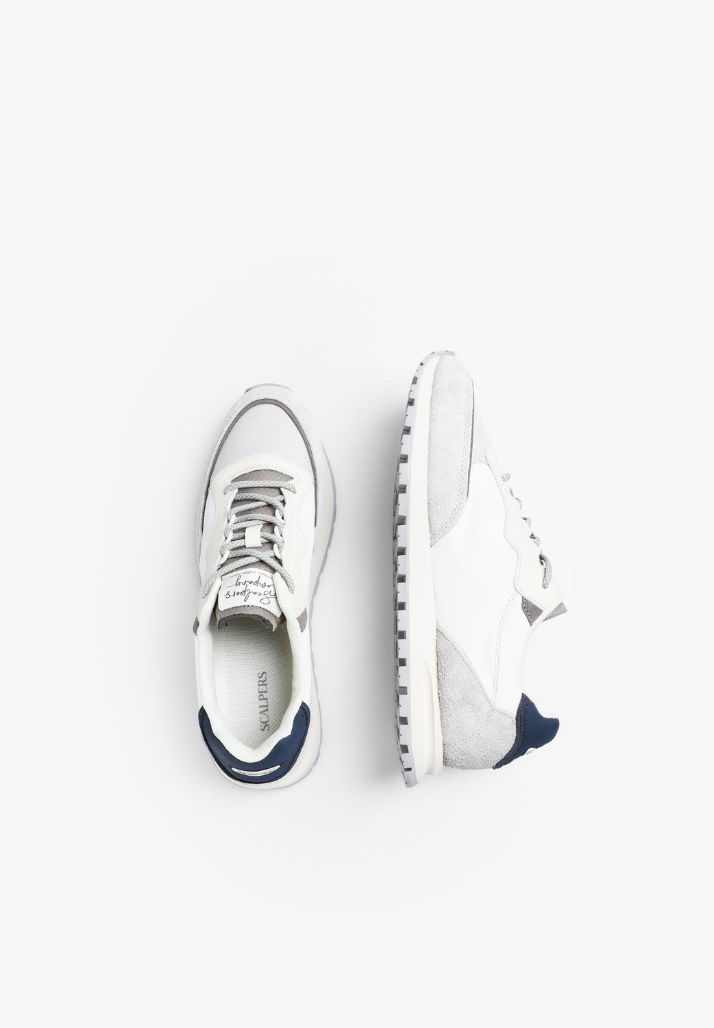 SNEAKERS LIGERAS CALAVERA CONTRASTE - Scalpers