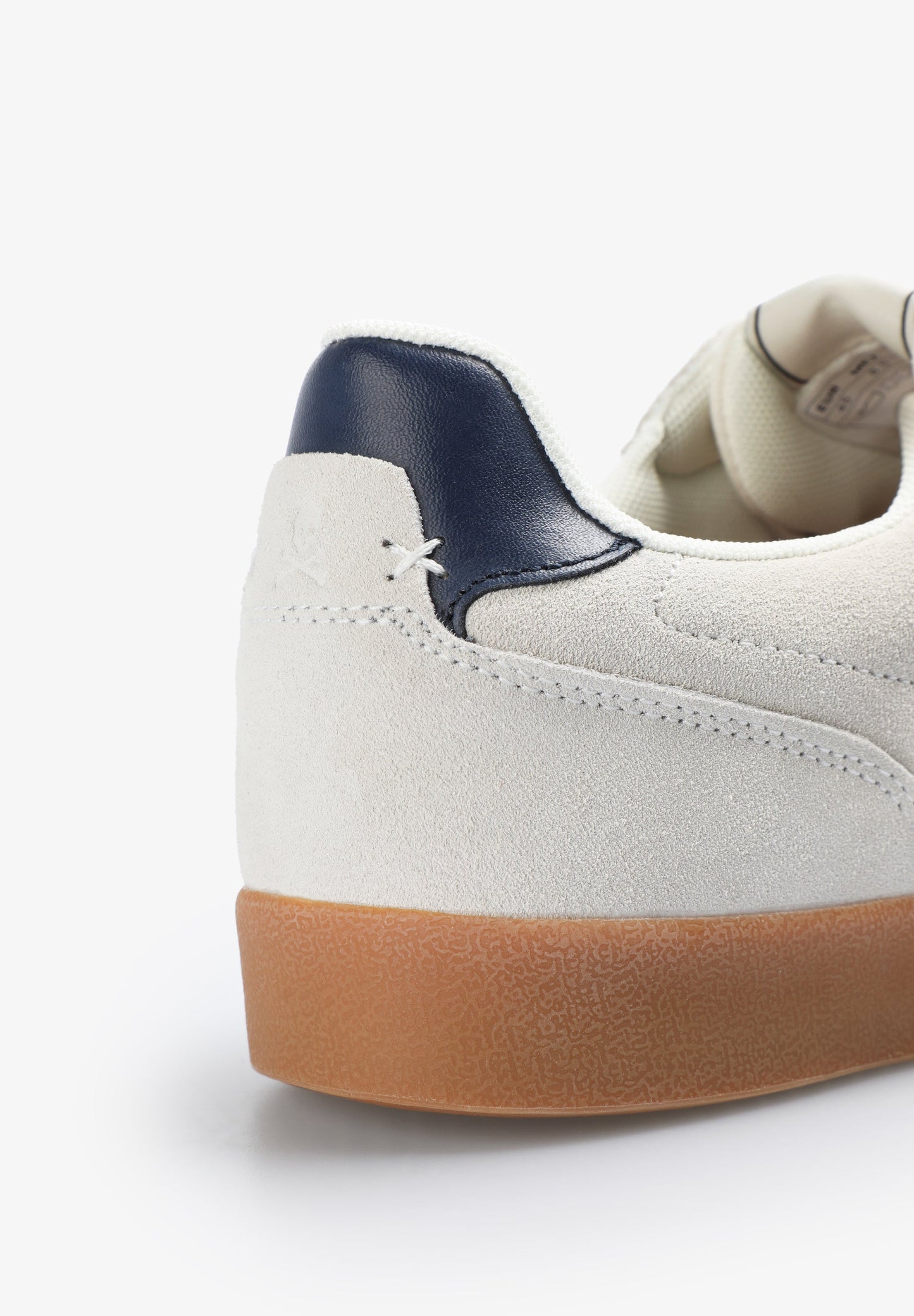 BASKETS CUIR DAIM