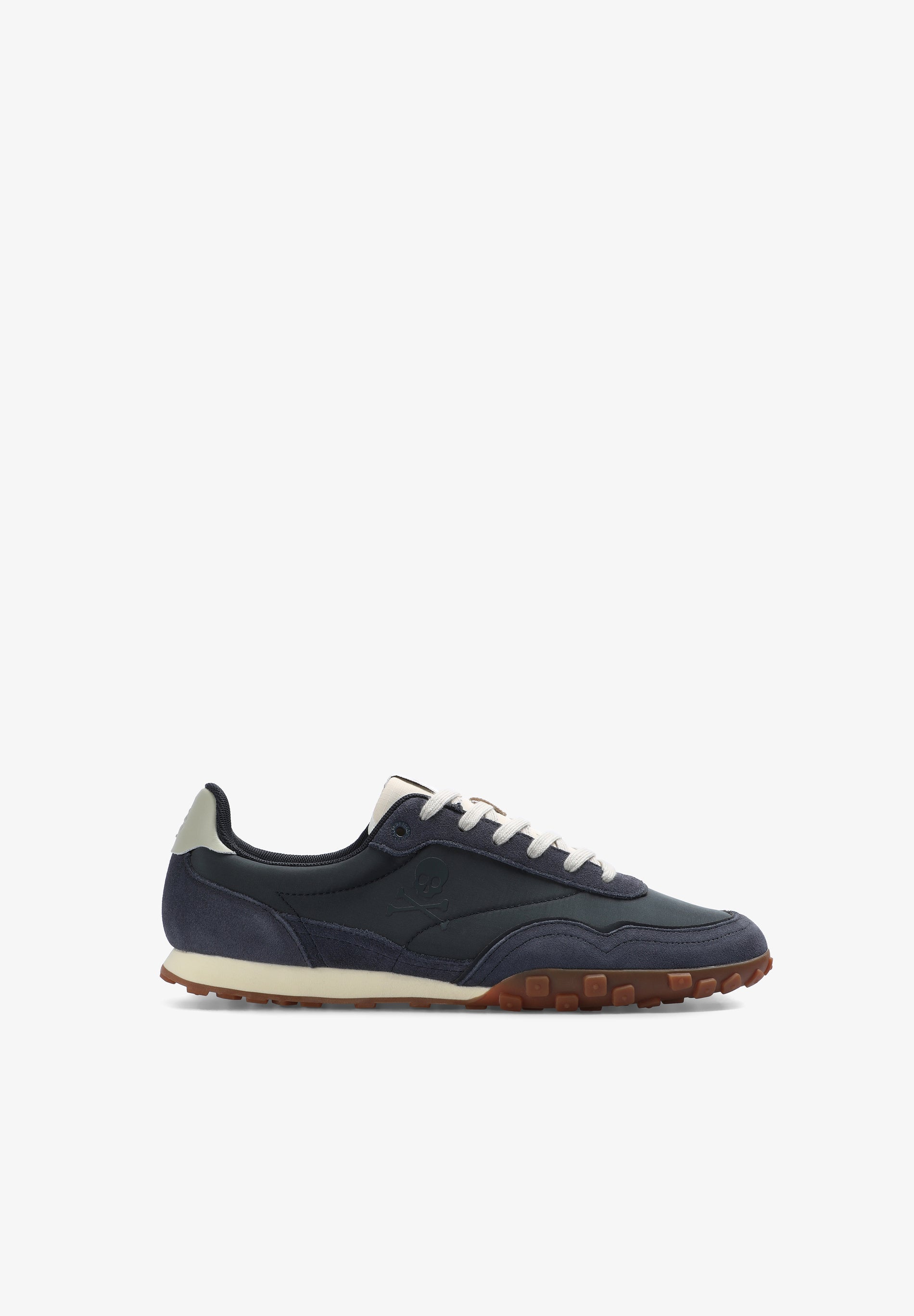 RETRO SNEAKERS