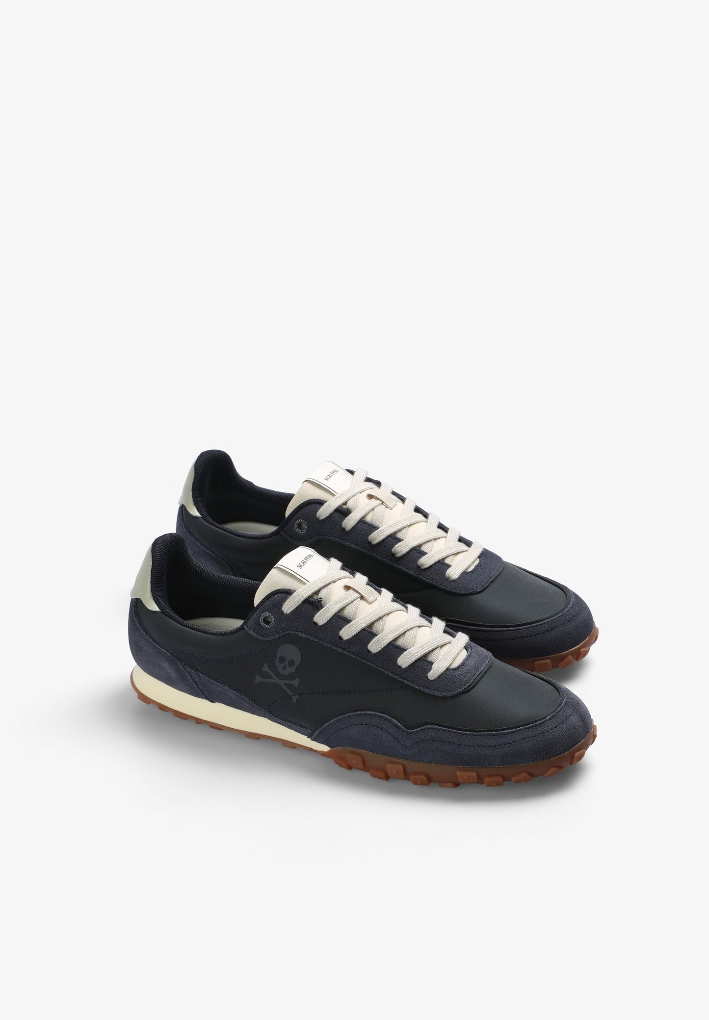 RETRO SNEAKERS