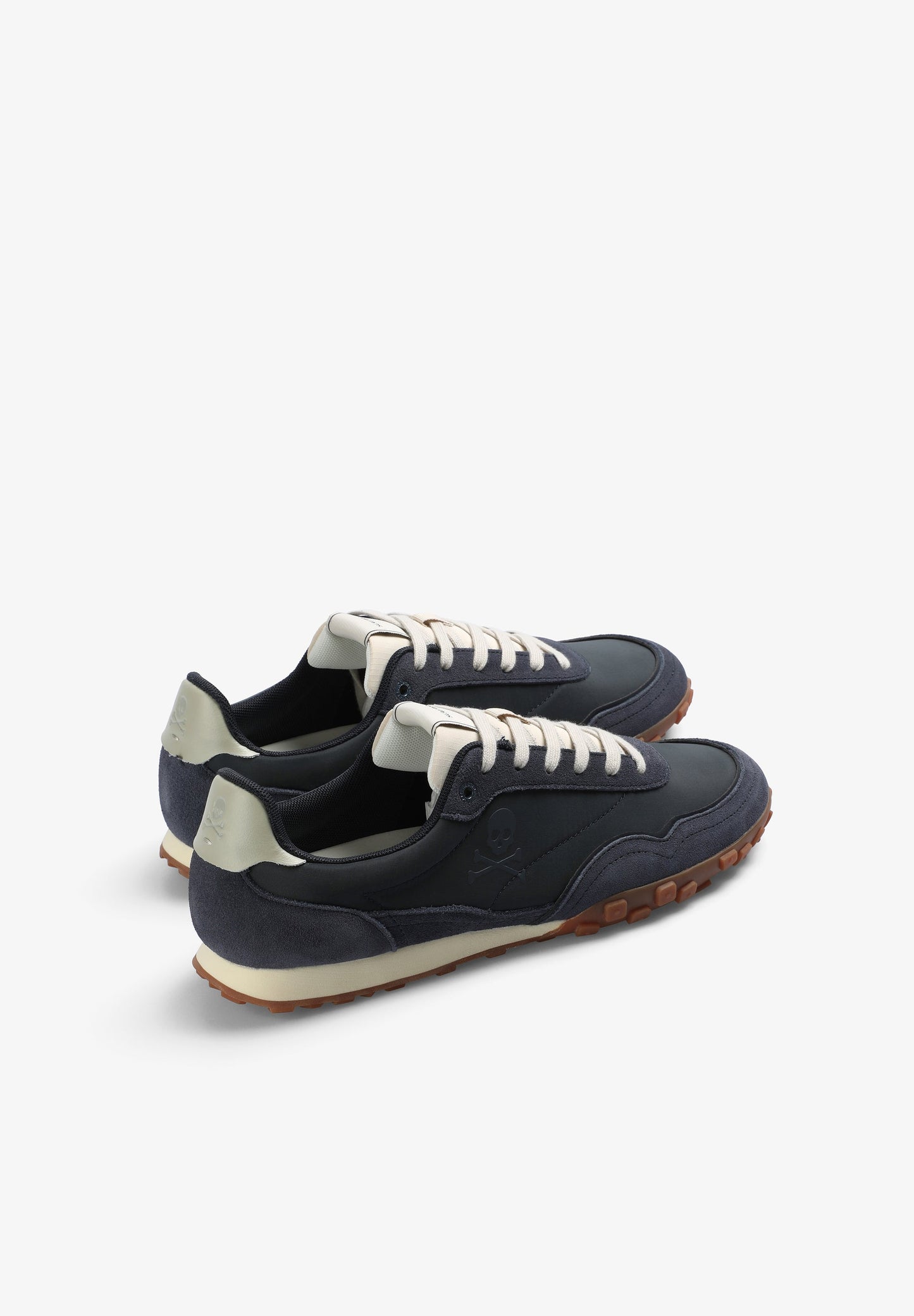 RETRO SNEAKERS