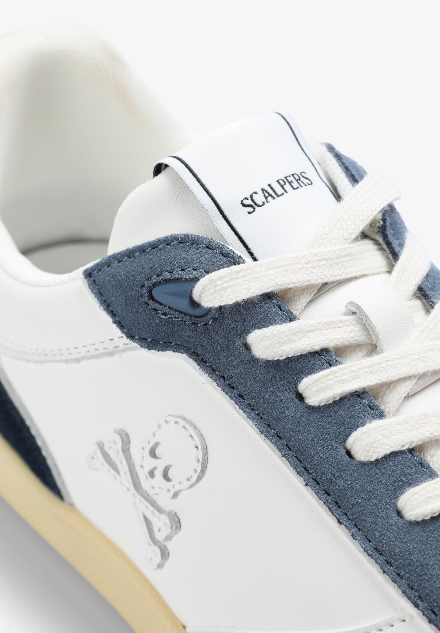 CLASSIC SOLE SKULL SNEAKERS
