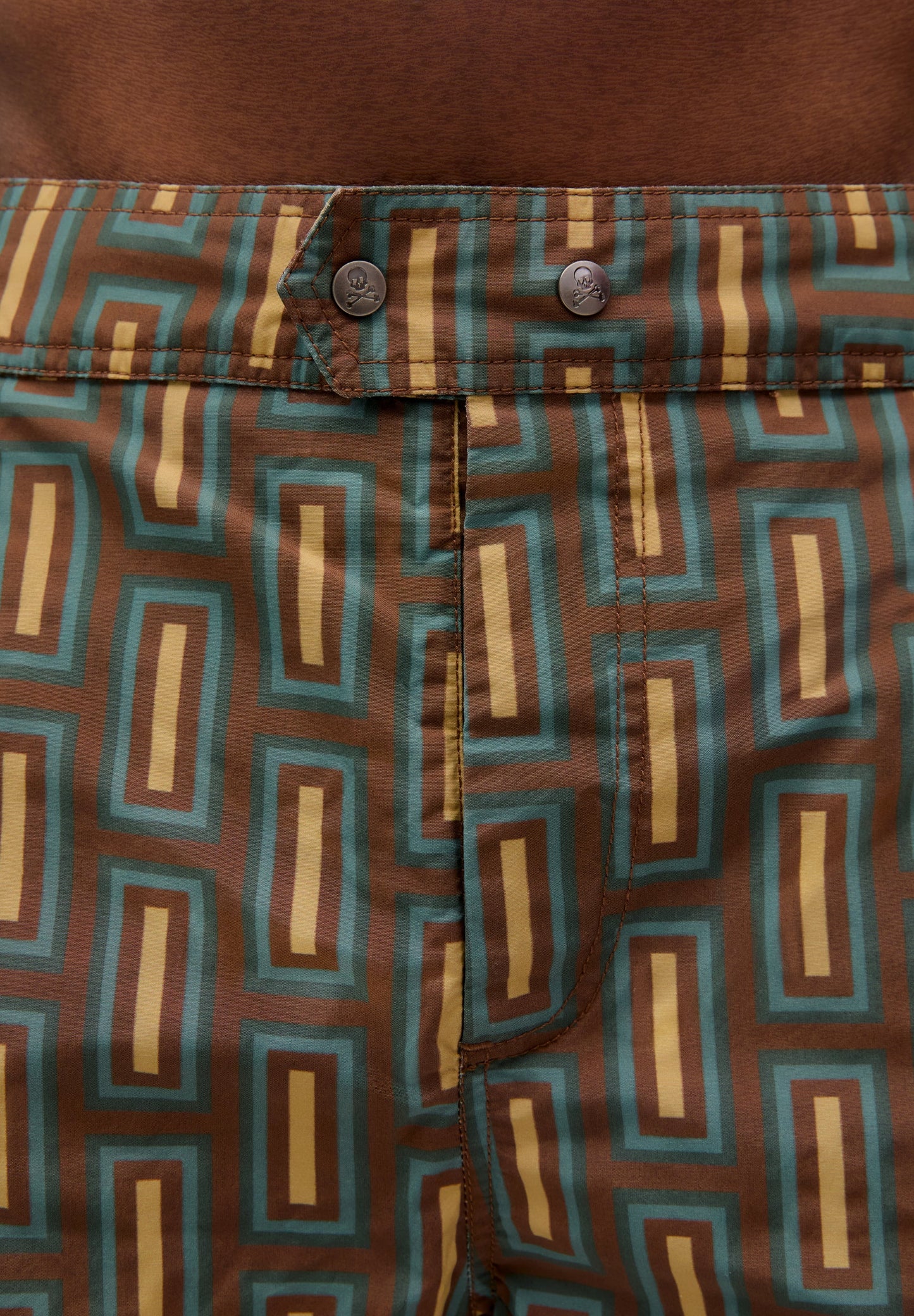 MAILLOT DE BAIN IMPRIMÉ CONTRASTANT