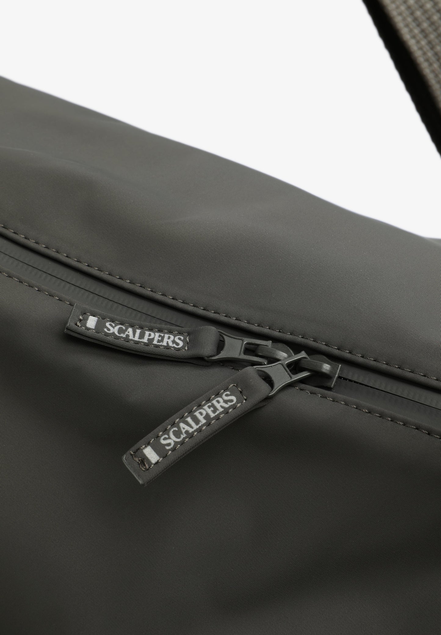 TECHNICAL TRAVEL BAG