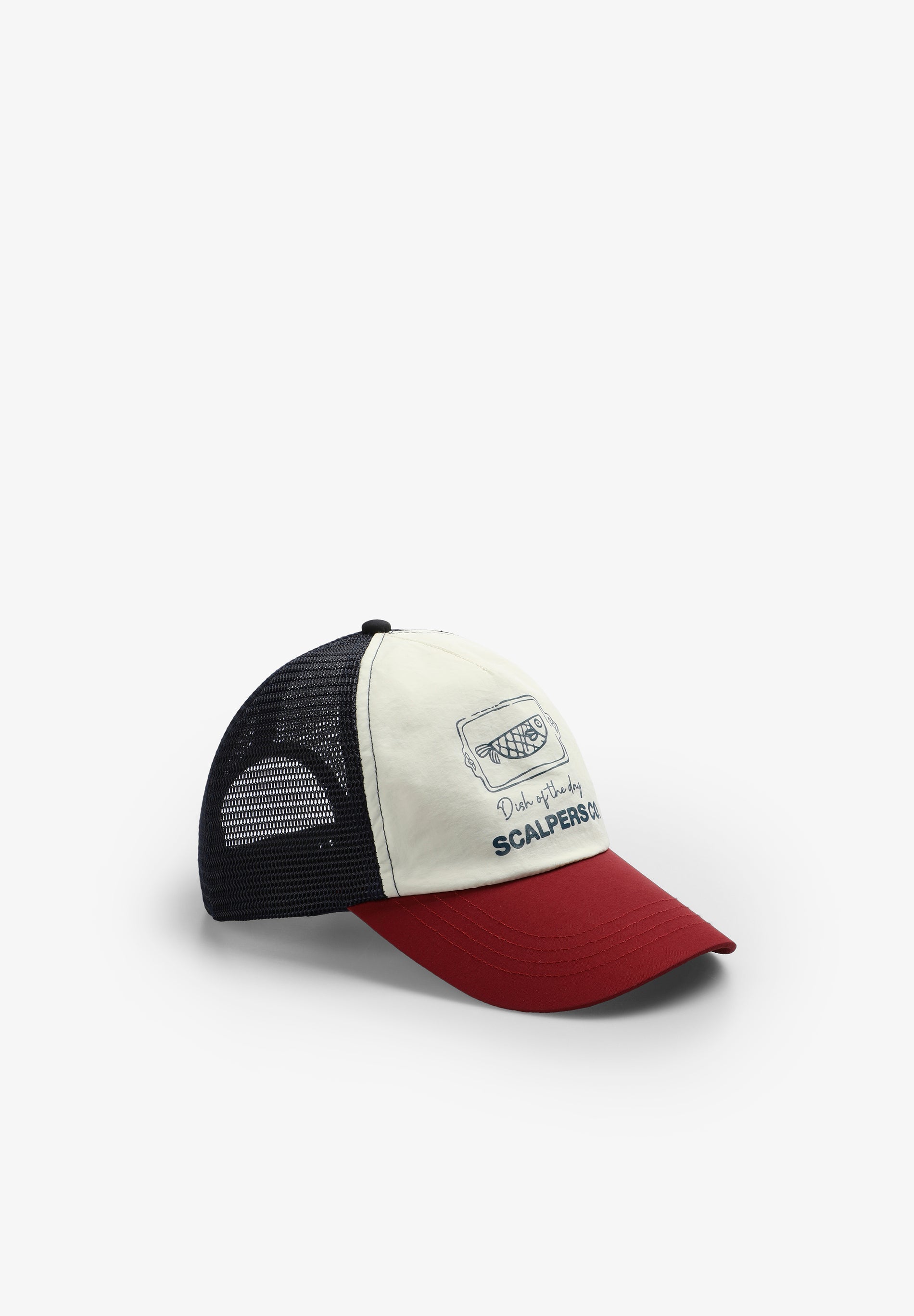 THREE-COLOURED MESH TRUCKER CAP