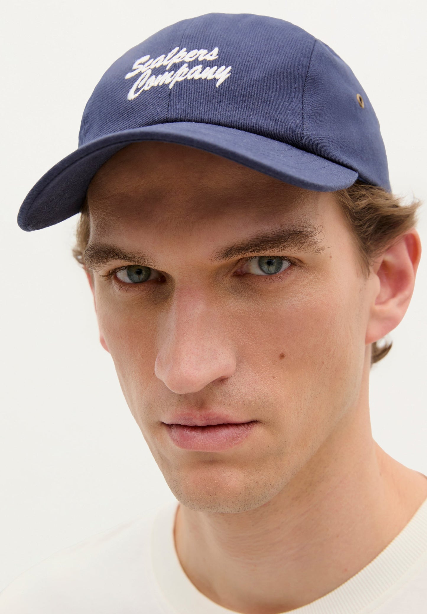 CAP WITH EMBROIDERED LOGO