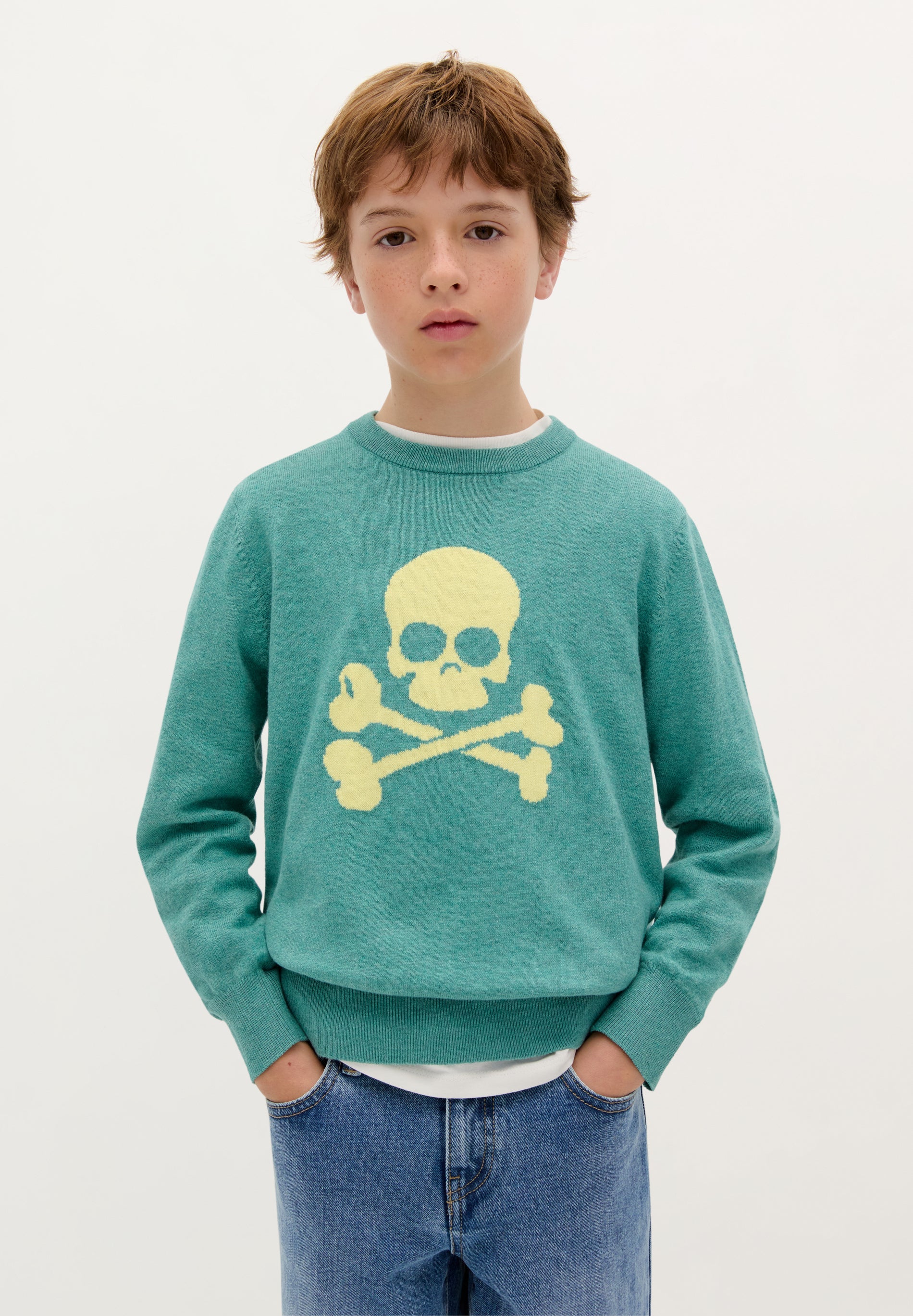 SWEATER WITH CONTRAST SKULL