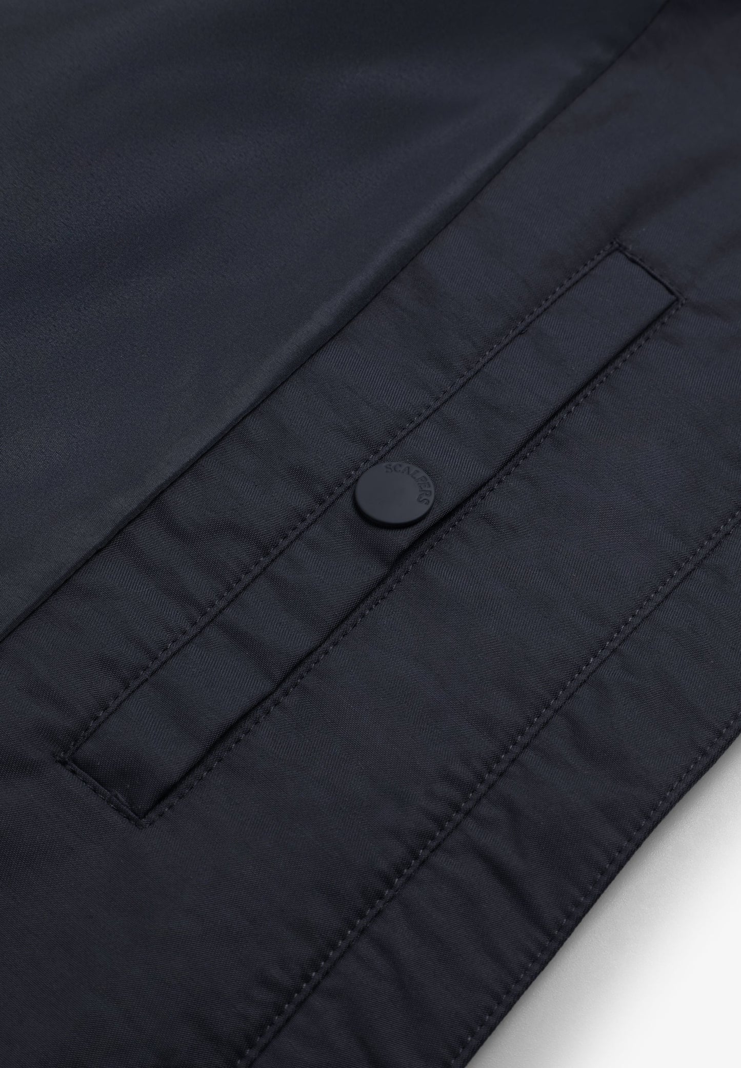 LIGHTWEIGHT BOMBER JACKET