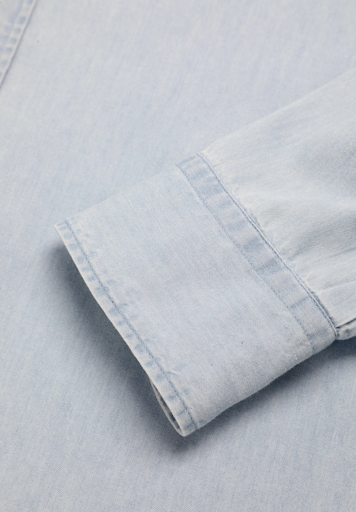 CONTRAST DENIM SHIRT