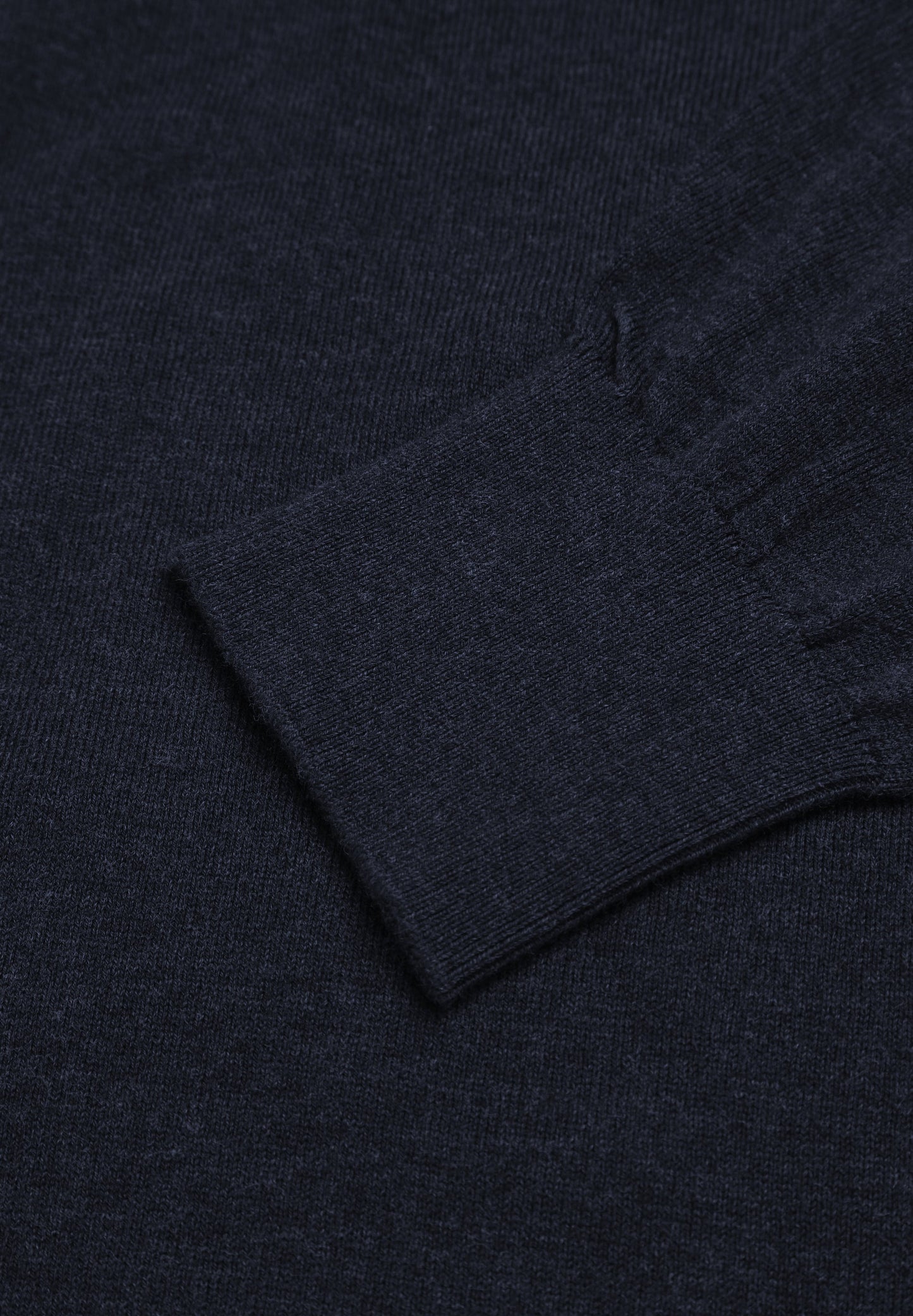 SCSKULL ROUND BT NECK