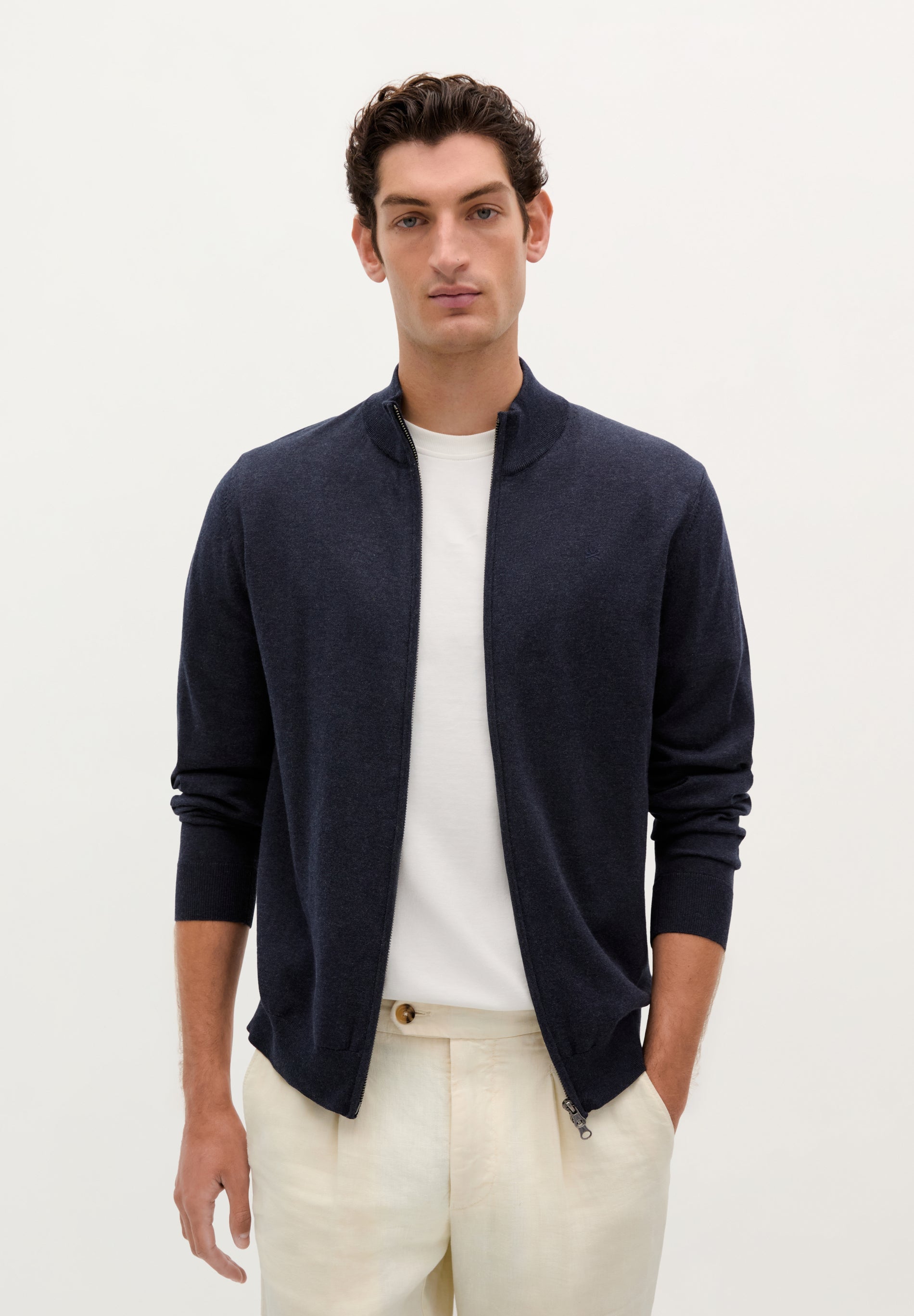 ZIP-UP CARDIGAN