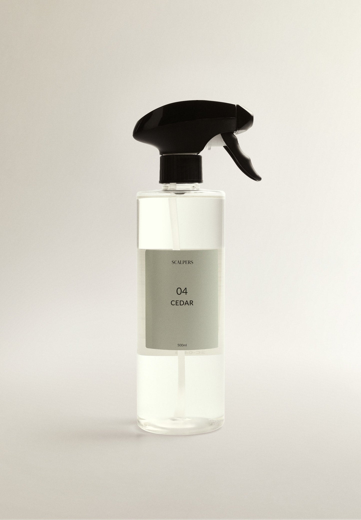 DIFUSOR SPRAY 04 500ML CEDAR - Scalpers
