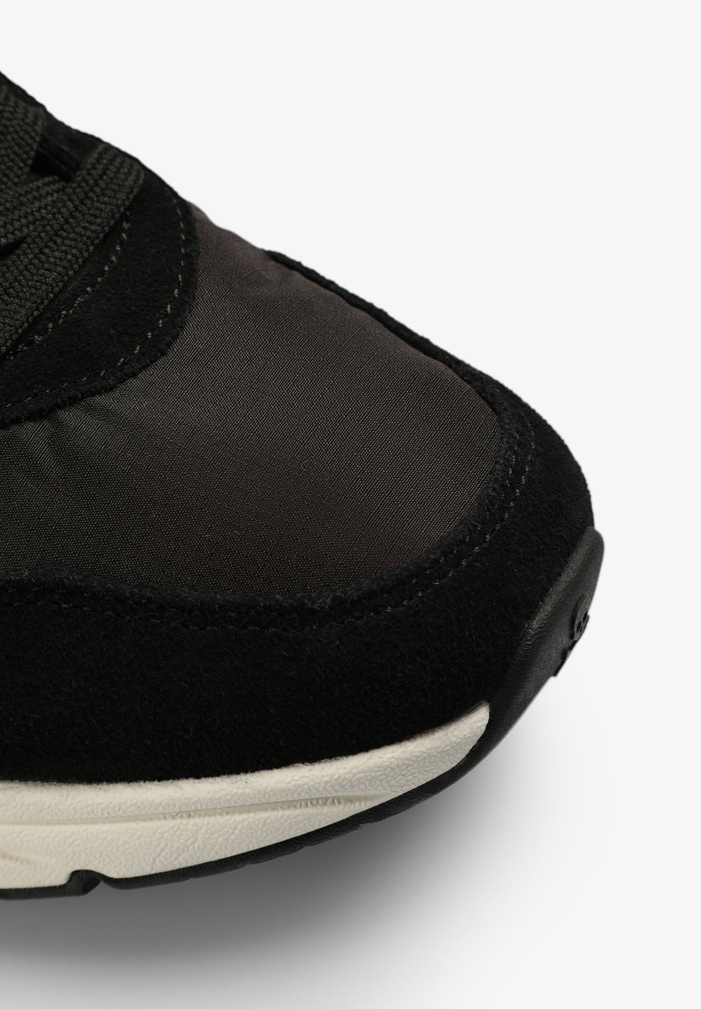 SNEAKERS WITH CONTRAST HEEL