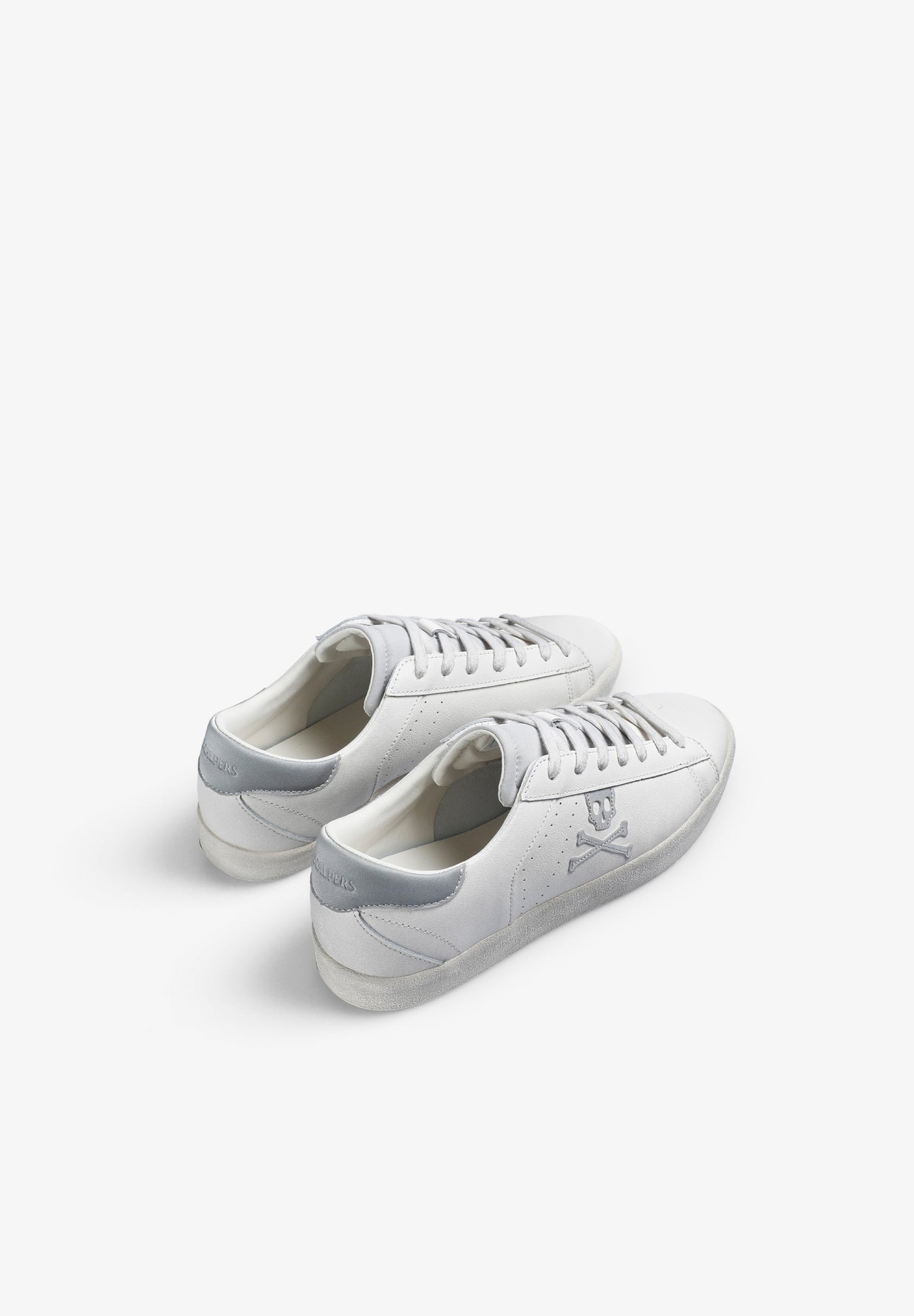 LOW TOP SNEAKERS WITH SIDE SKULL