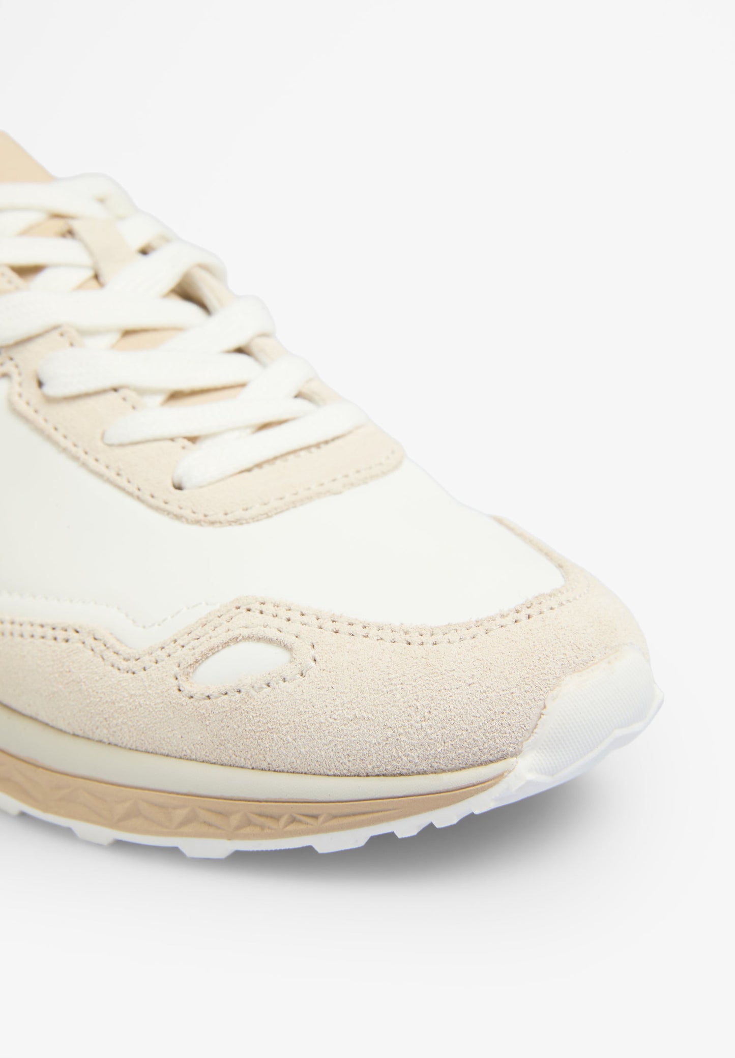 SNEAKERS WITH SIDE SKULL