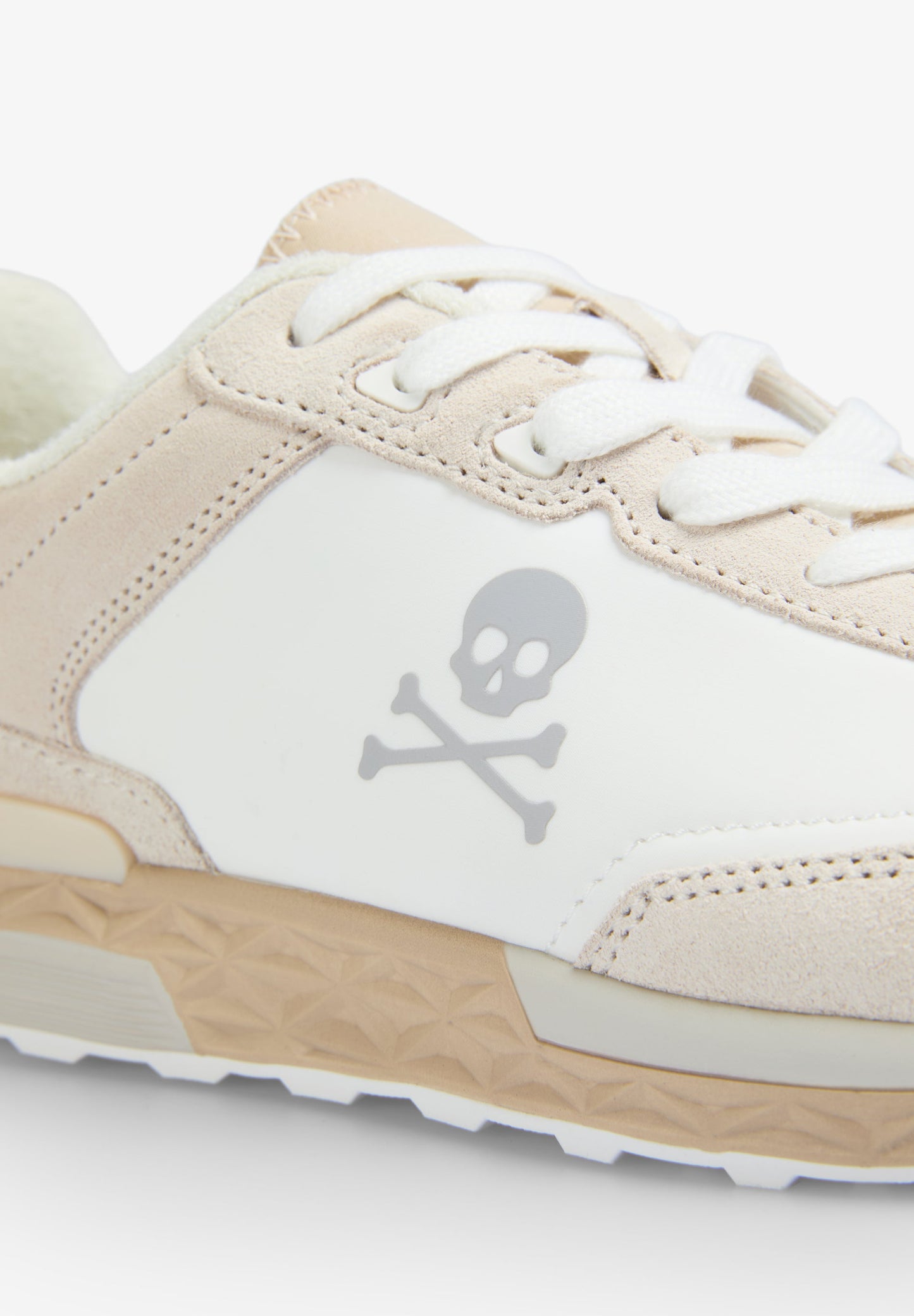 SNEAKERS WITH SIDE SKULL
