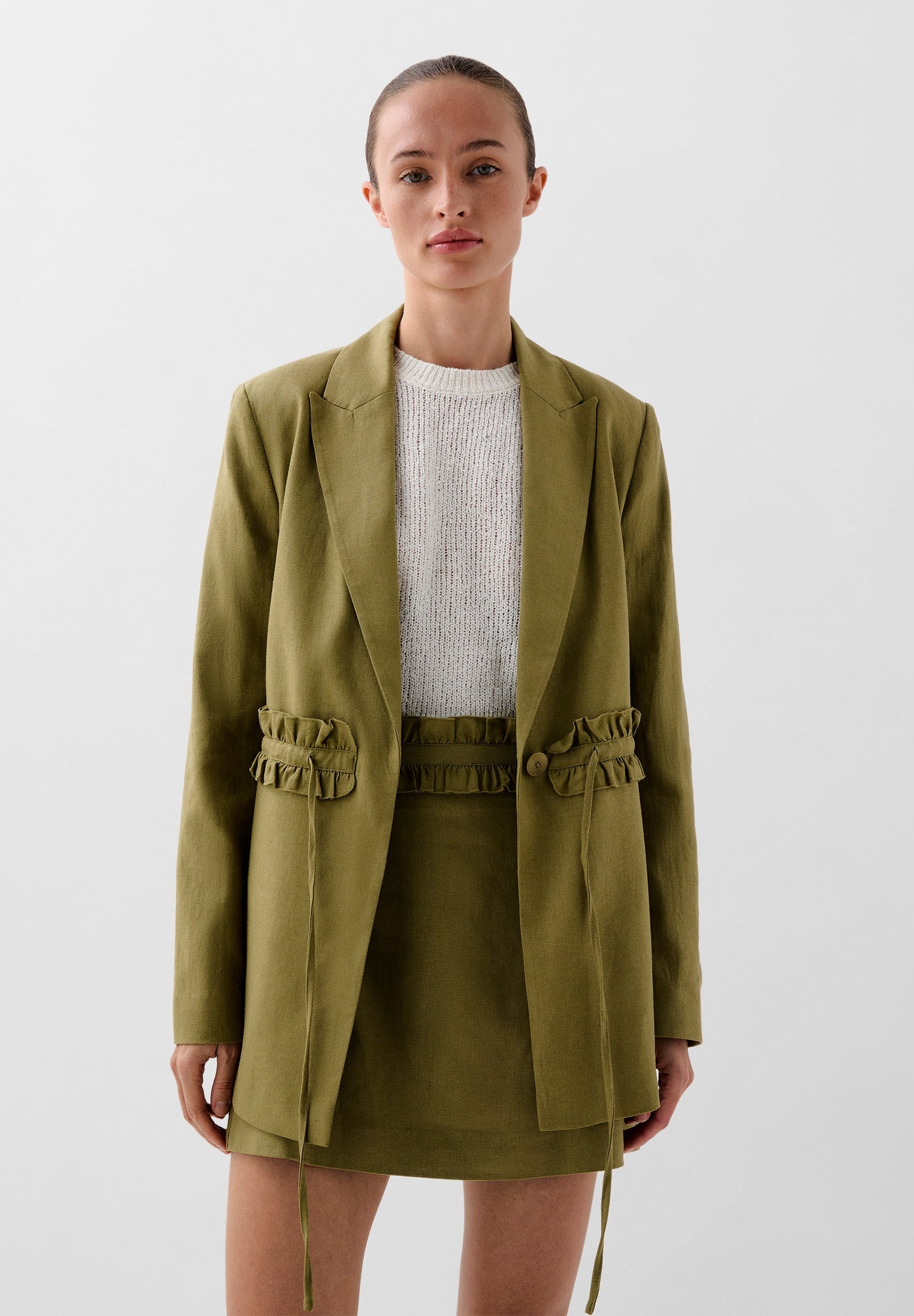 BLAZER FRONCÉ À LA TAILLE