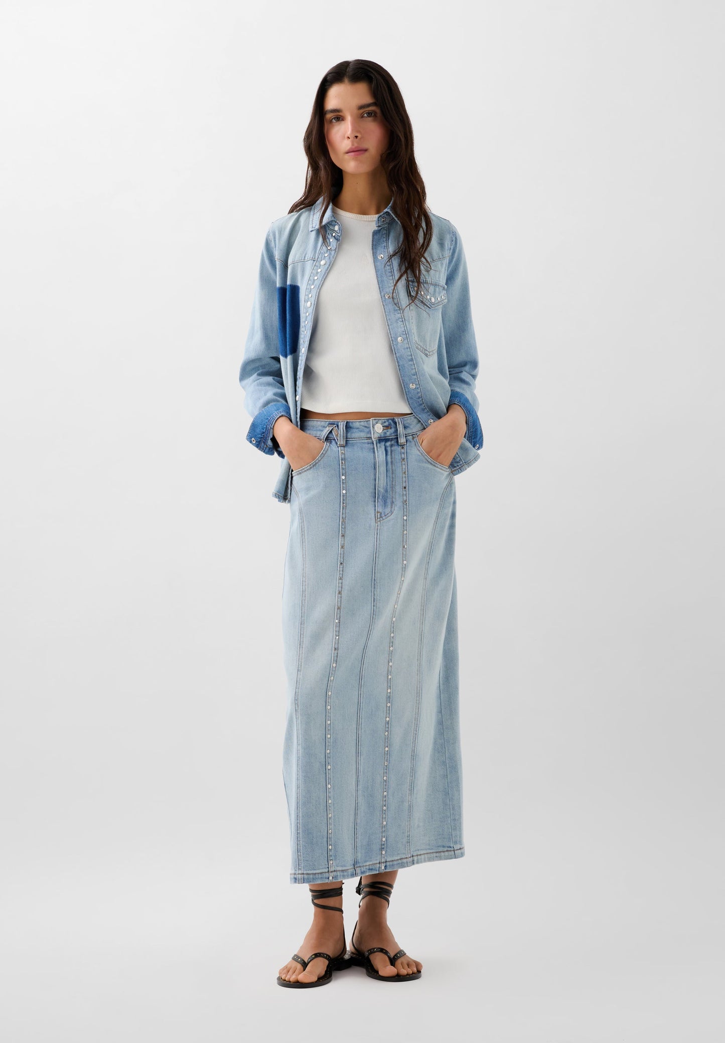 DENIM SKIRT WITH STUDS AND CONTRAST POCKET