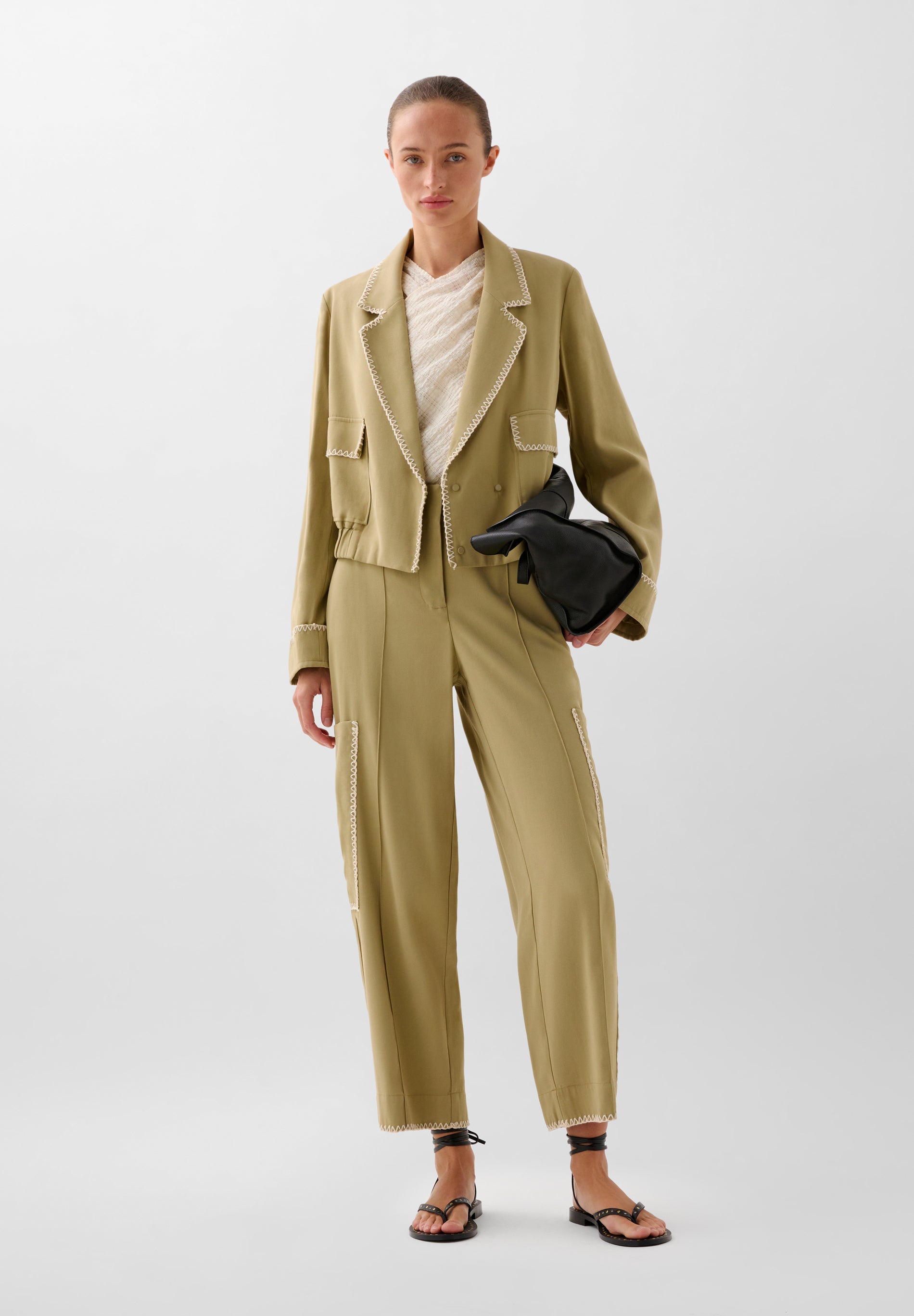 TROUSERS WITH SEAM DETAIL