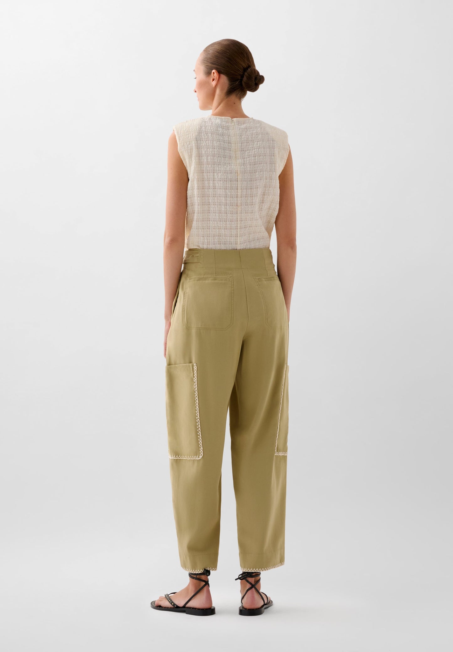 TROUSERS WITH SEAM DETAIL