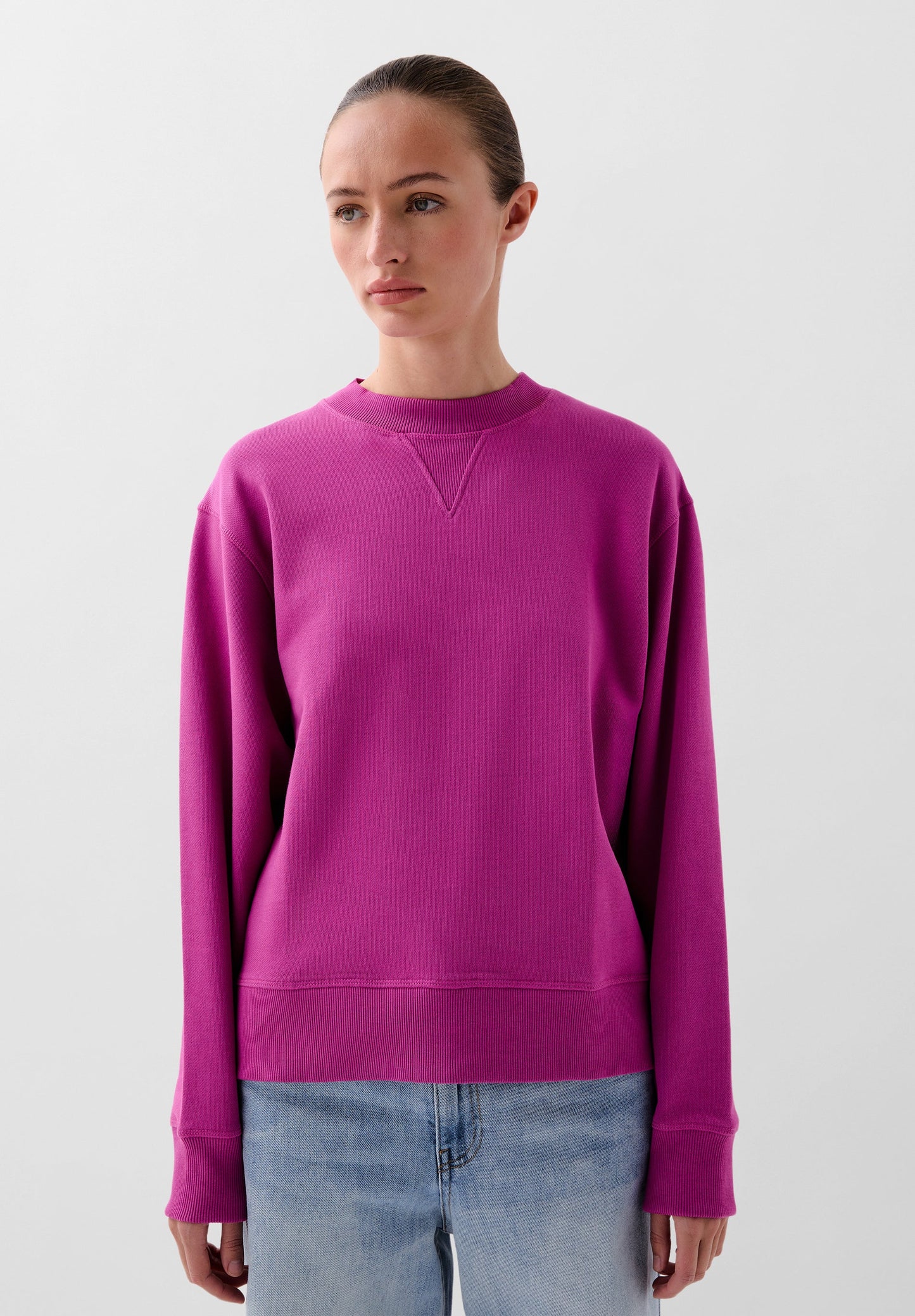 SWEATSHIRT WITH SKULL ON THE BACK