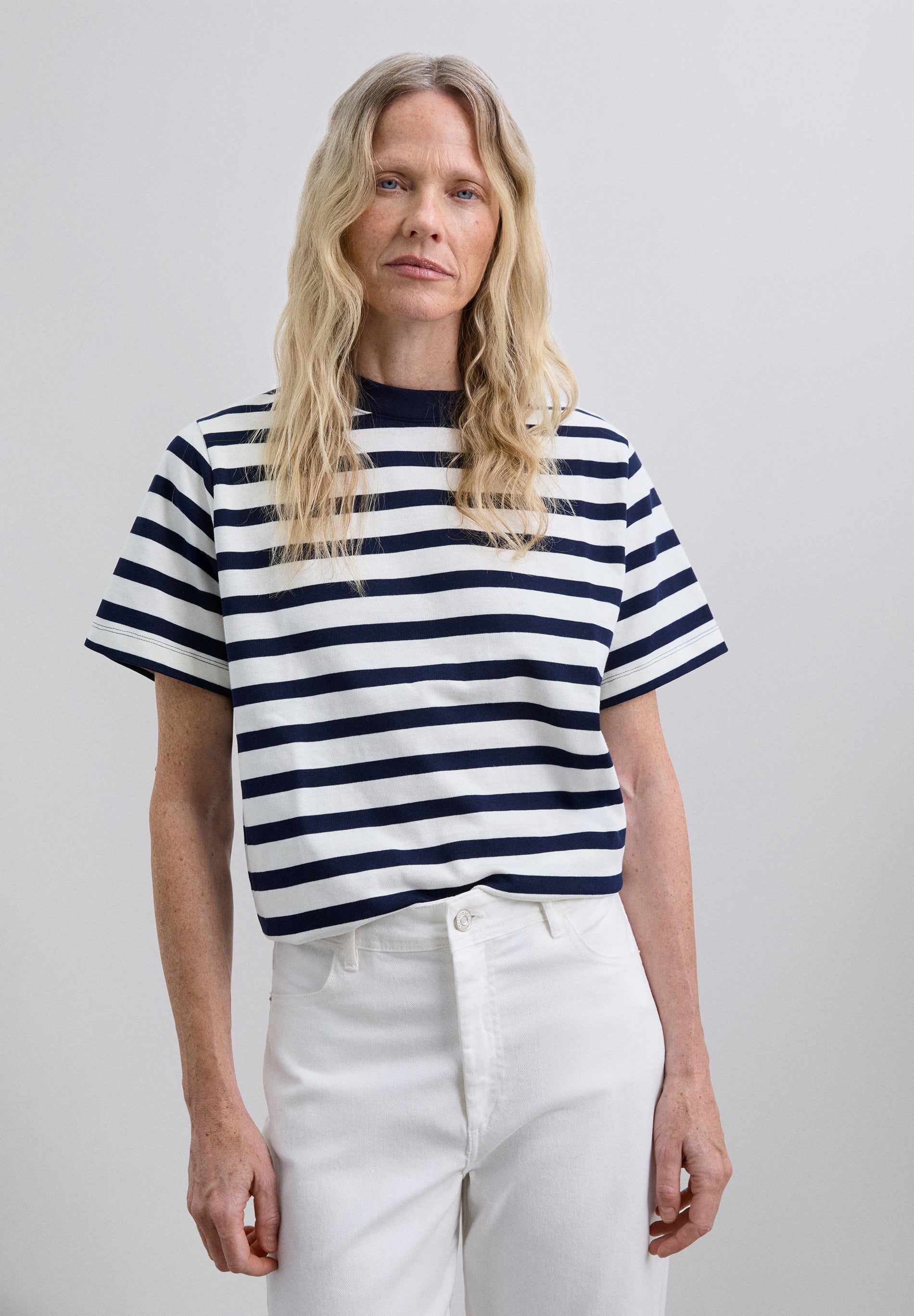 T-SHIRT RAYÉ COUPE DROITE