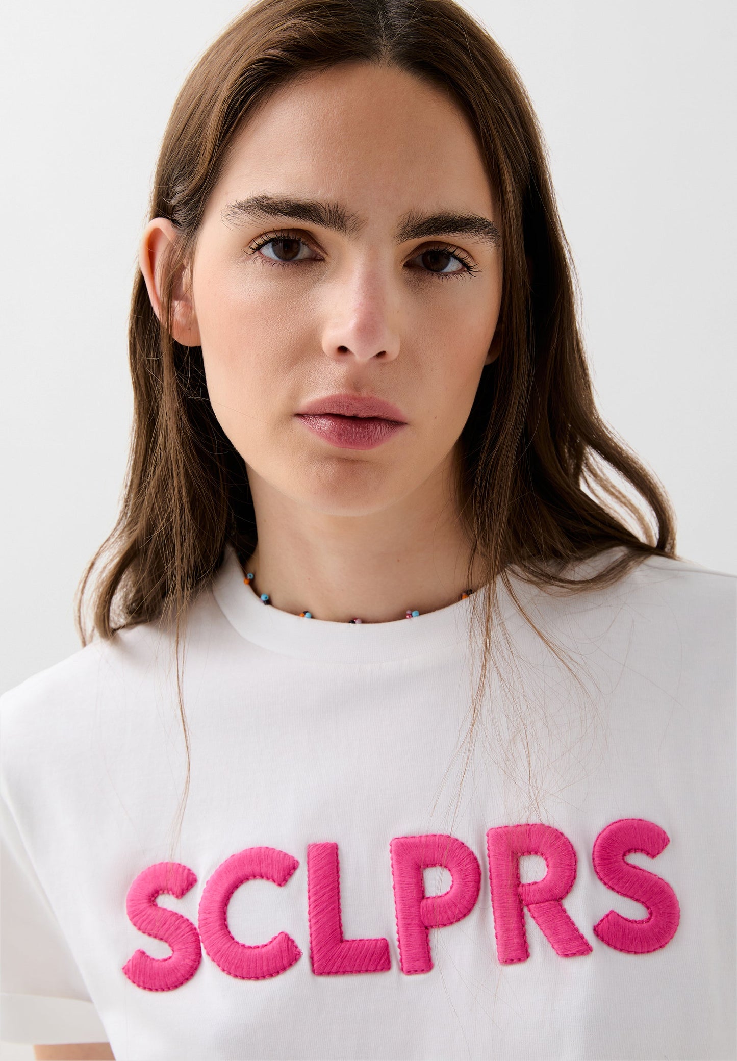 PRINT T-SHIRT WITH RHINESTONE DETAIL