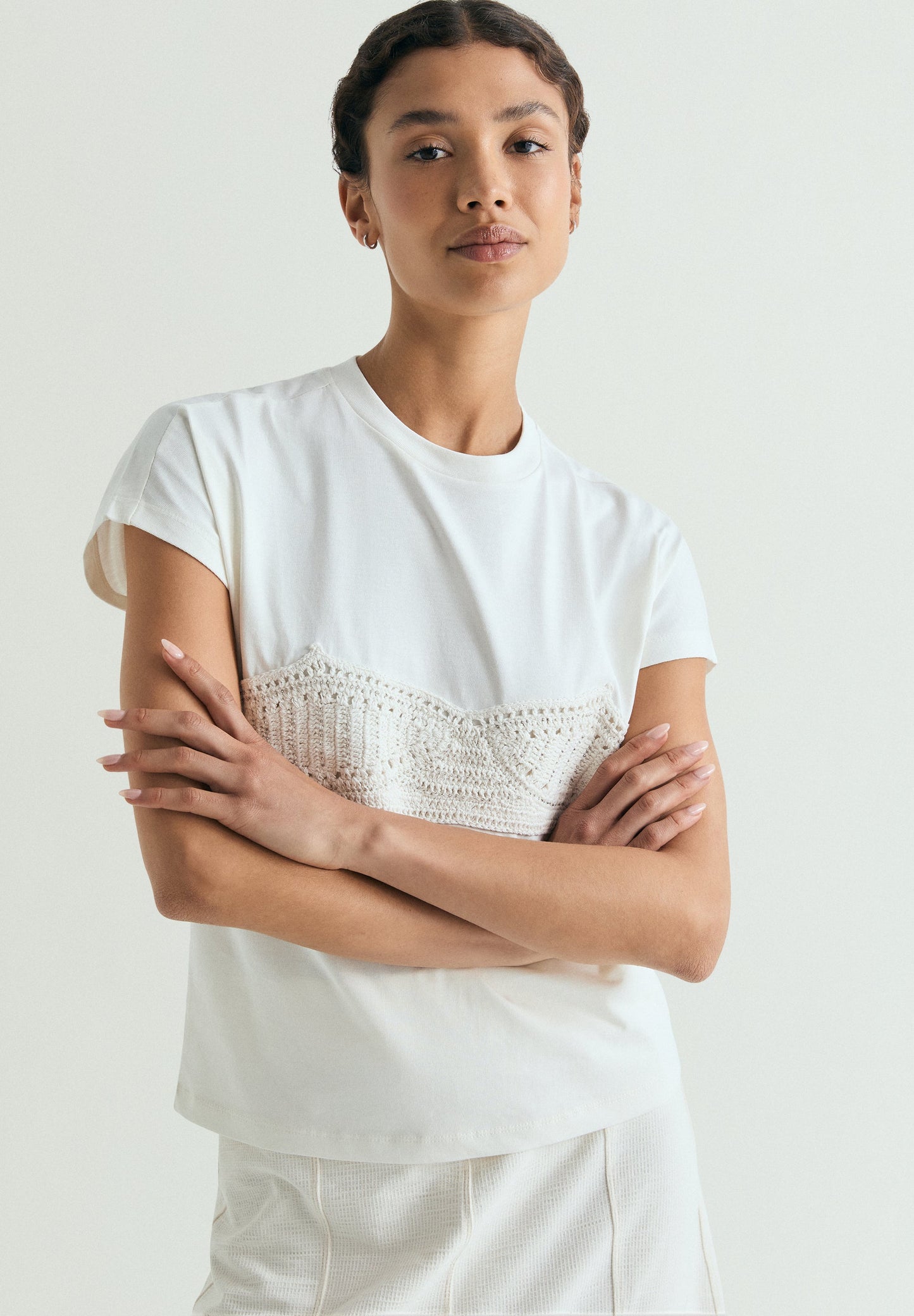 T-SHIRT WITH CROCHET DETAIL