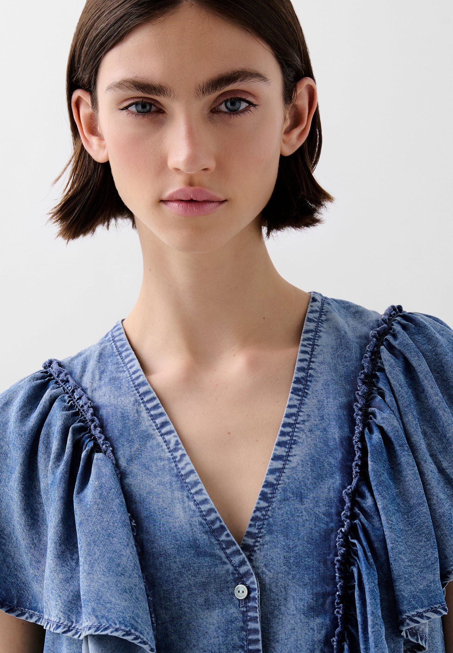 FLUID DENIM SHIRT WITH RUFFLES