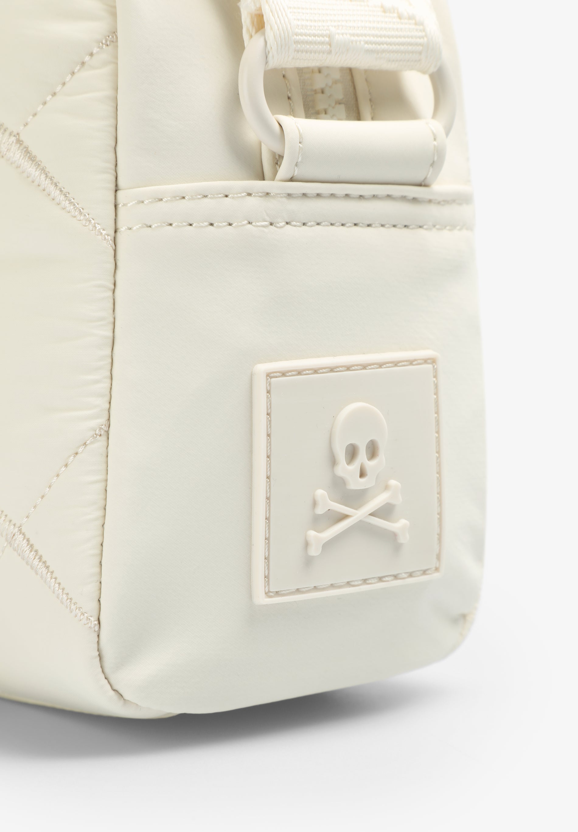 ★TOUT Y EST★ Flory Big Quilted Medium Padded Bag Ivory MG2 Loyalty Quilted Puffer Tote Bag | LIKE DREAMS