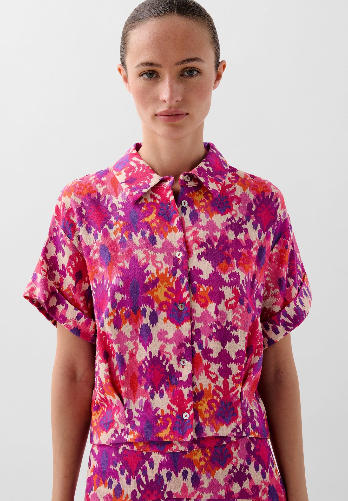PRINTED FLOWING SHIRT