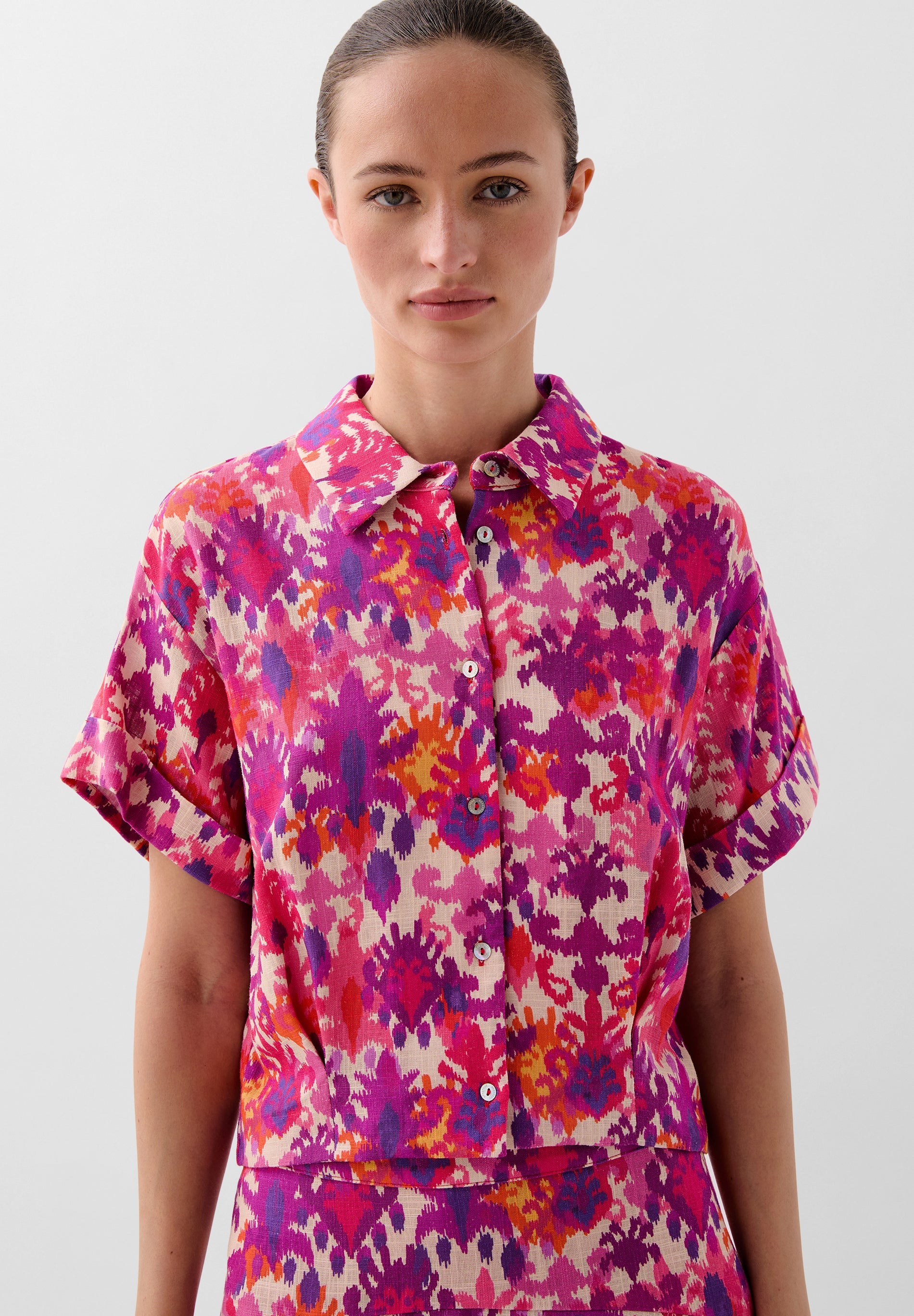 PRINTED FLOWING SHIRT