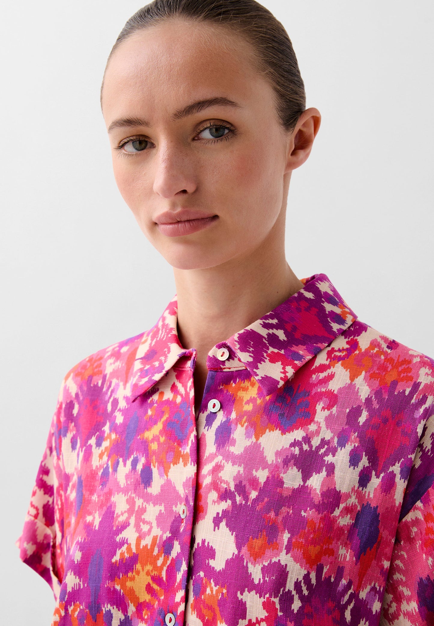 PRINTED FLOWING SHIRT