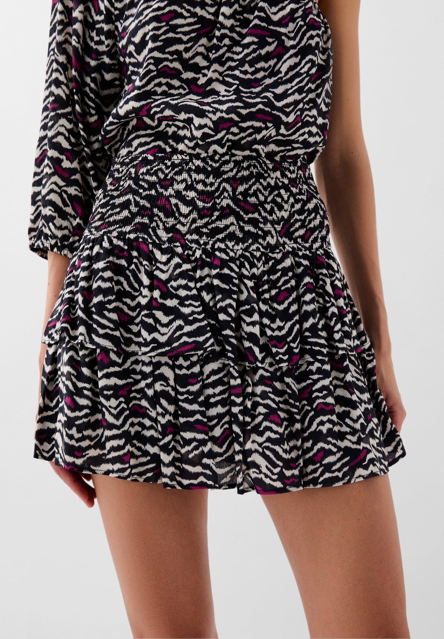 PLEATED HONEYCOMB SKIRT
