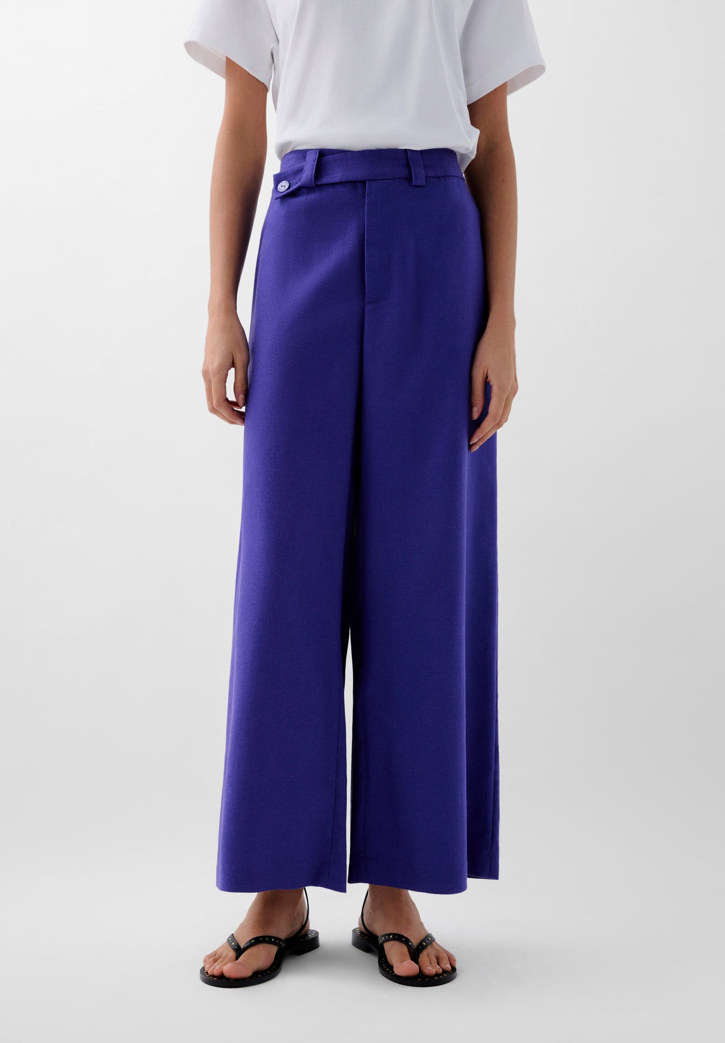 FLOWING TROUSERS WITH DARTS