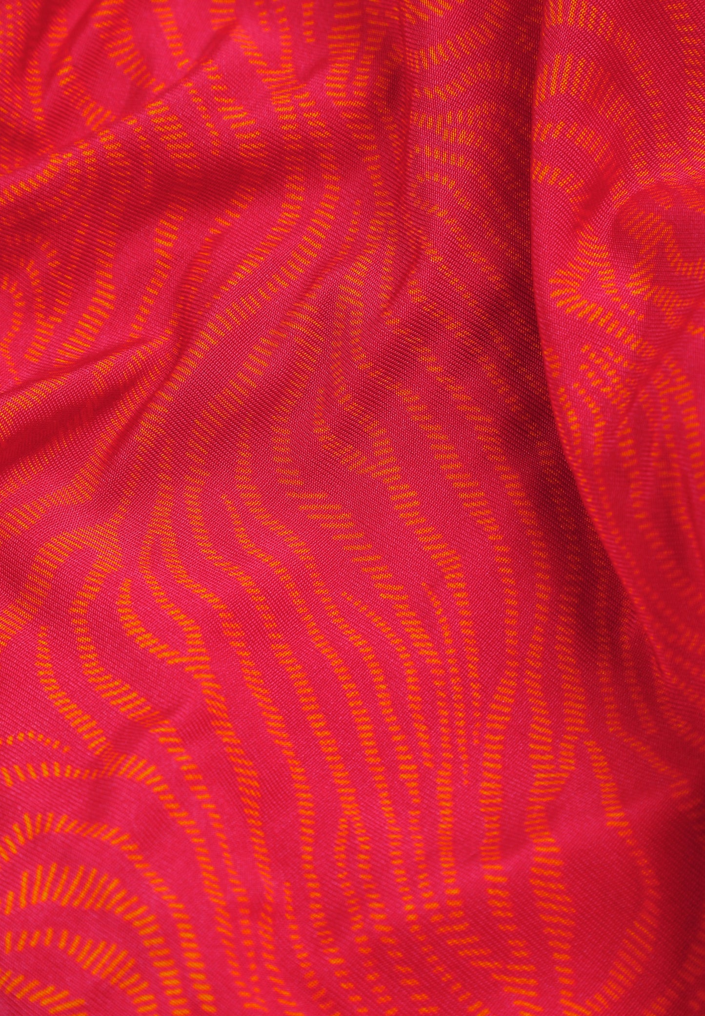 ROBE FENTES DÉTAIL NŒUD